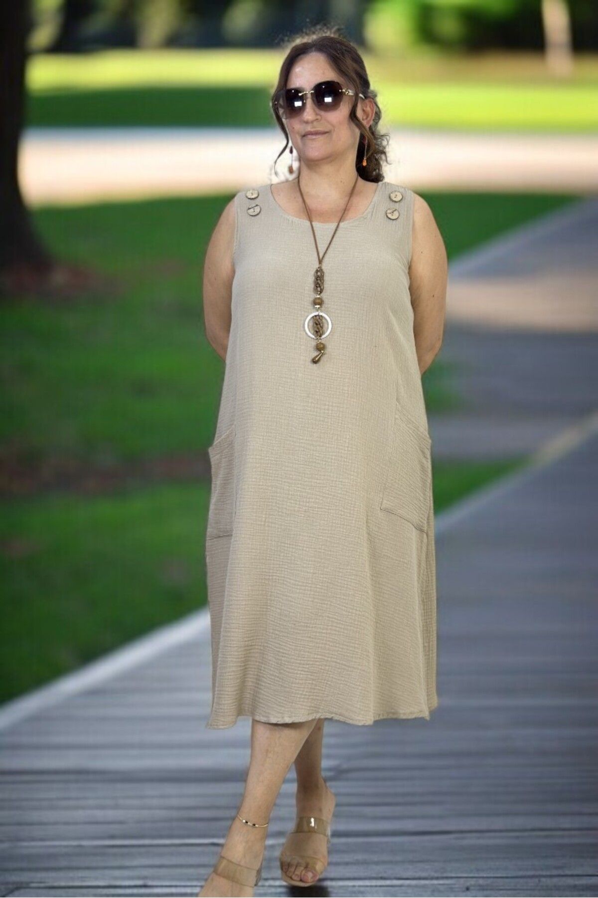 yagmurberen-Button Detail Jopone Sleeve (Sleeveless) Pocketed Muslin Fabric Large Size Summer Dress 5