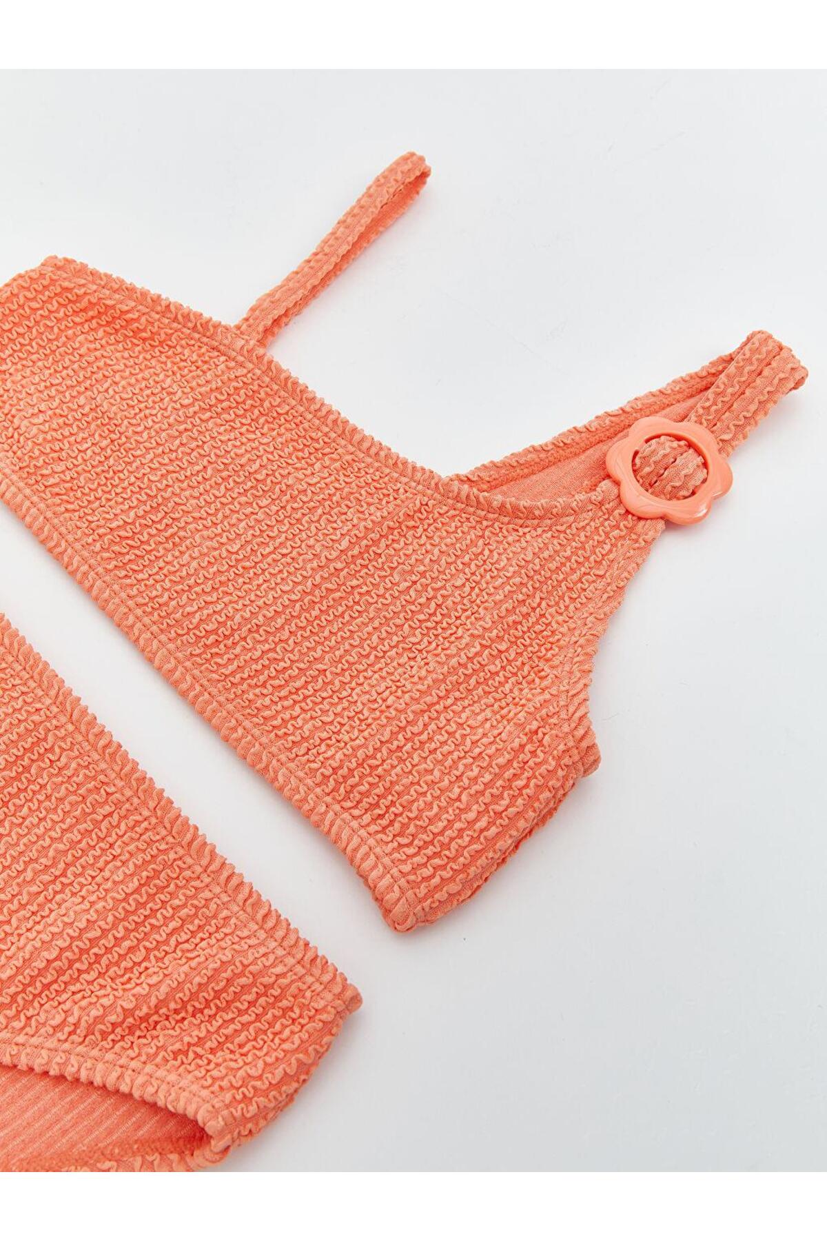 LC Waikiki Hızlı Kuruyan UV Korumalı Kız Çocuk Bikini (S5) fotoğrafı 3 (önizleme)