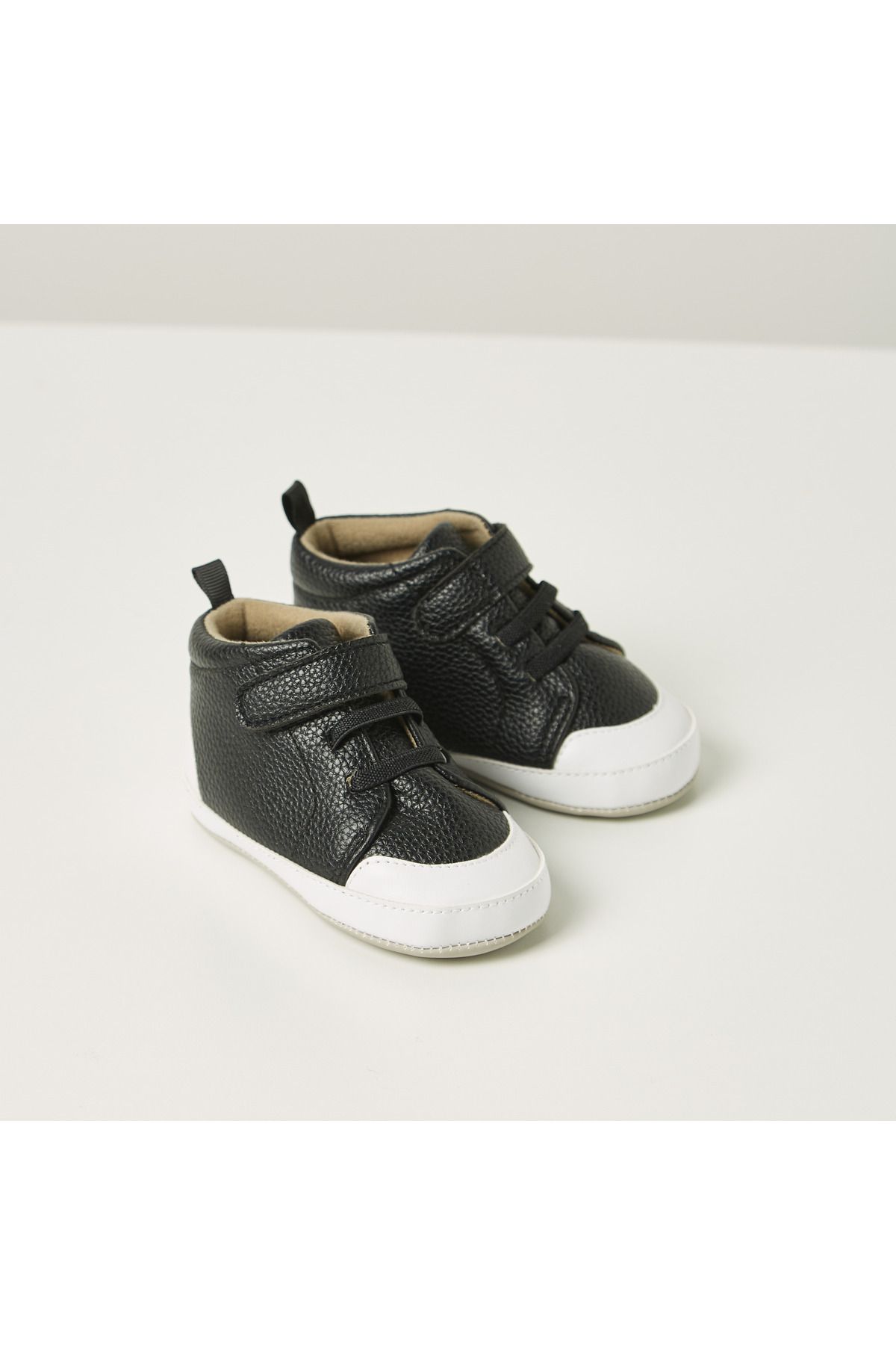 Juniors-Colourblock Booties with Hook and Loop Closure 2