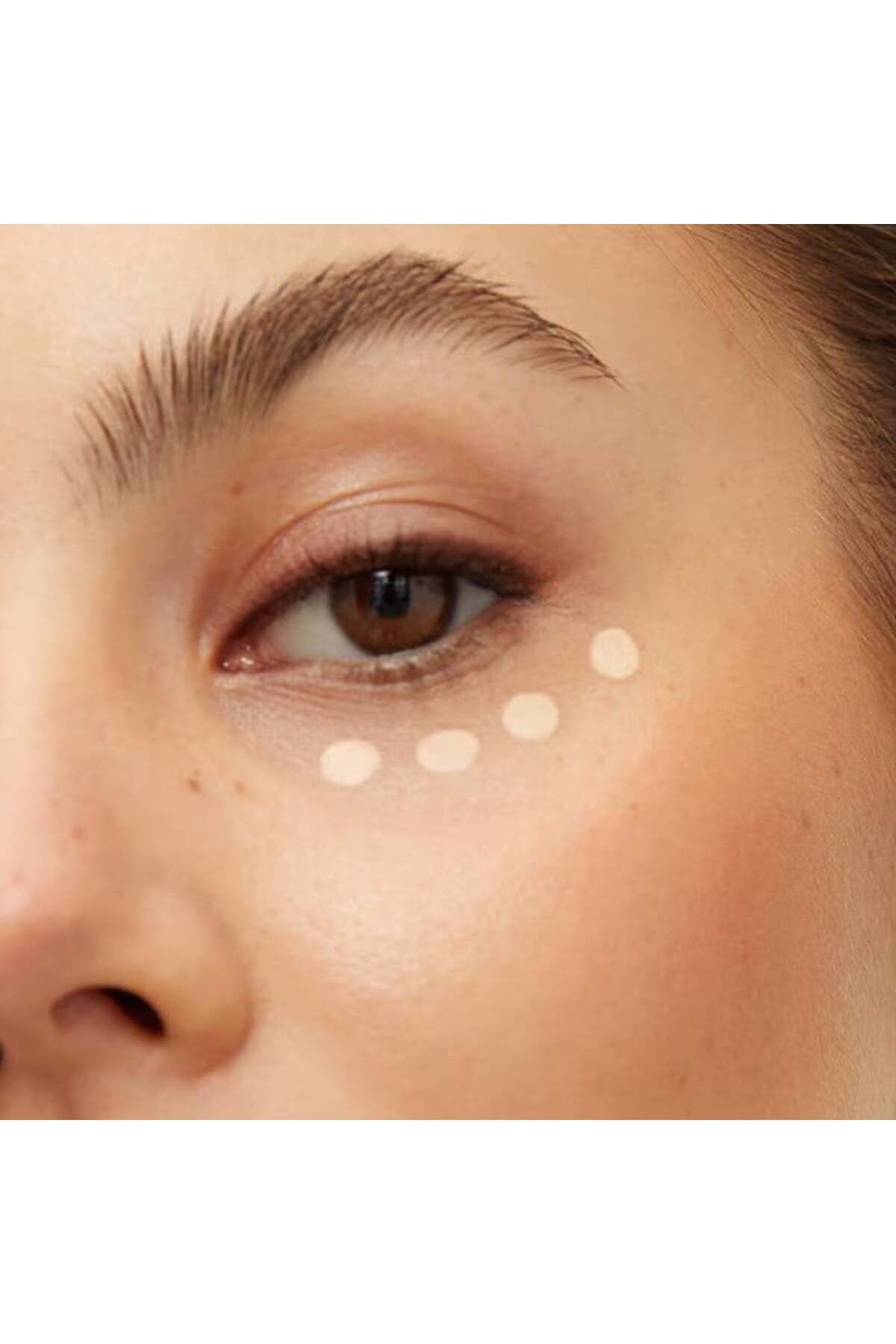 NIVEA-Moisturizing concealer for the eye area, Nivea Cellular 3in1 Eye Concealer, light shade, 4 ml 8