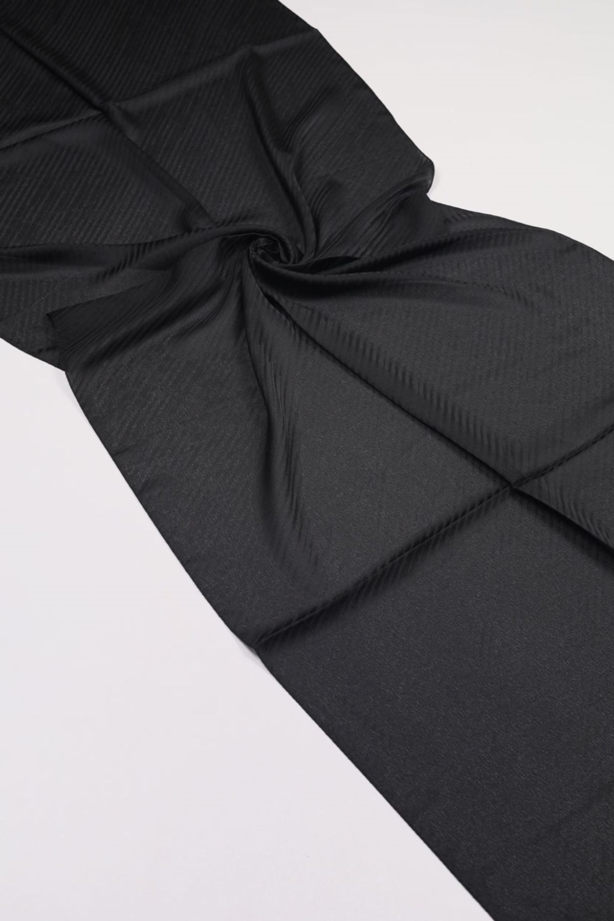 Hint İpek-Self Patterned Twinkle Shawl - Pattern-04 - Black 1