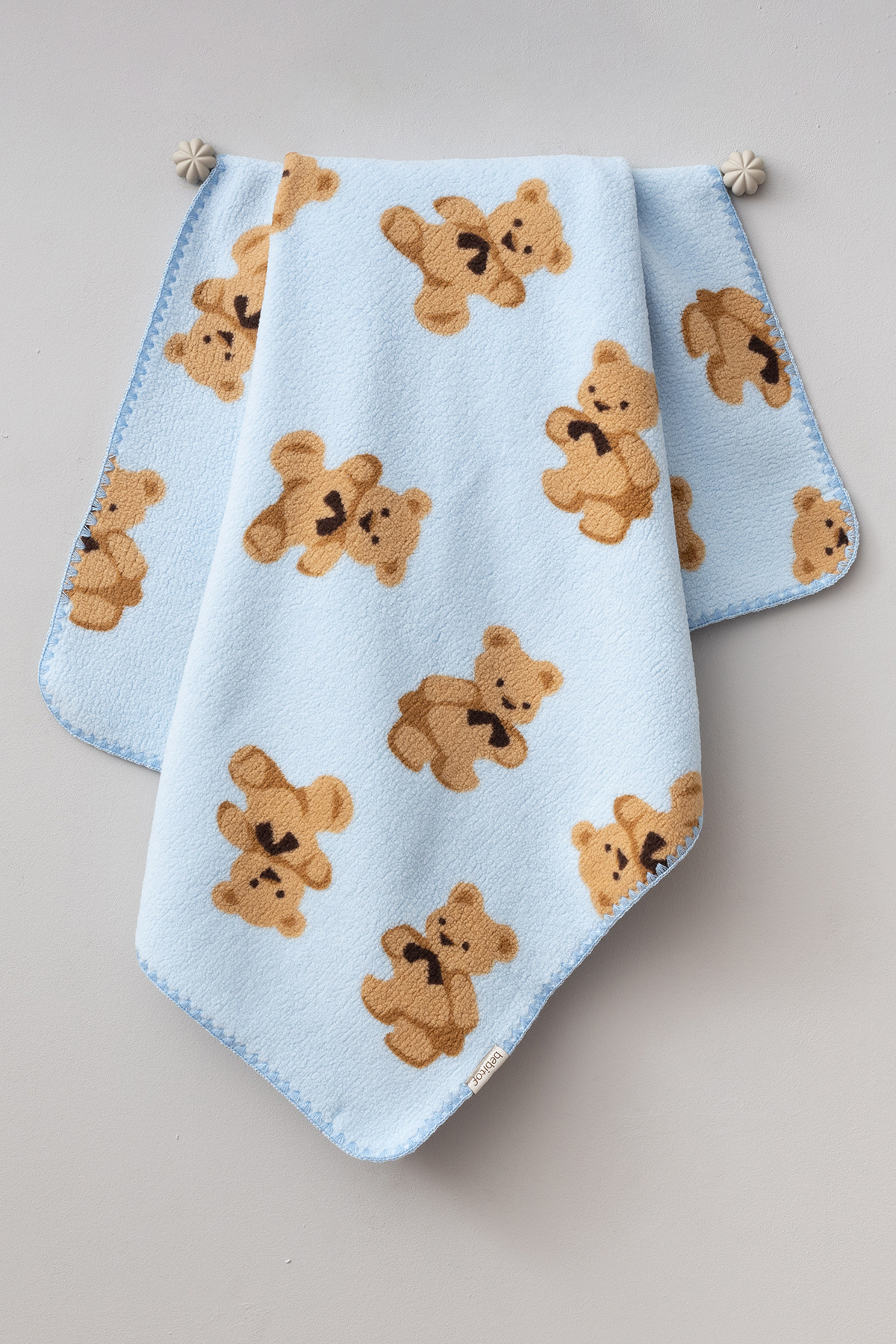 Cute Teddy Bear Patterned 90x100cm Plush Baby Blanket
