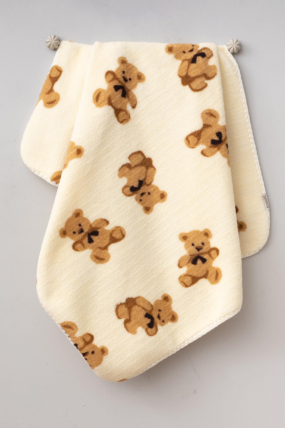 Cute Teddy Bear Patterned 90x100cm Plush Baby Blanket