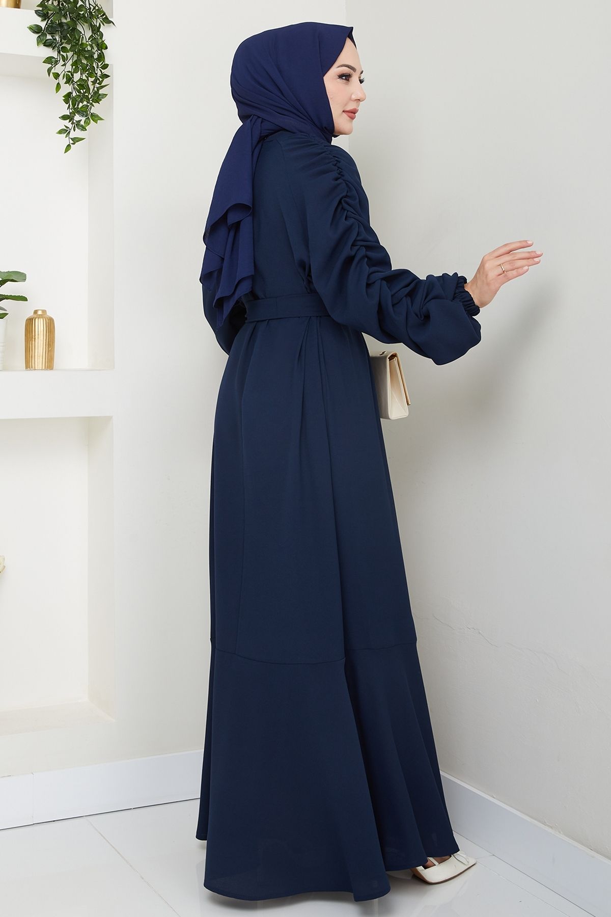 InStyle-Crepe Elastic Navy Blue Dress 4
