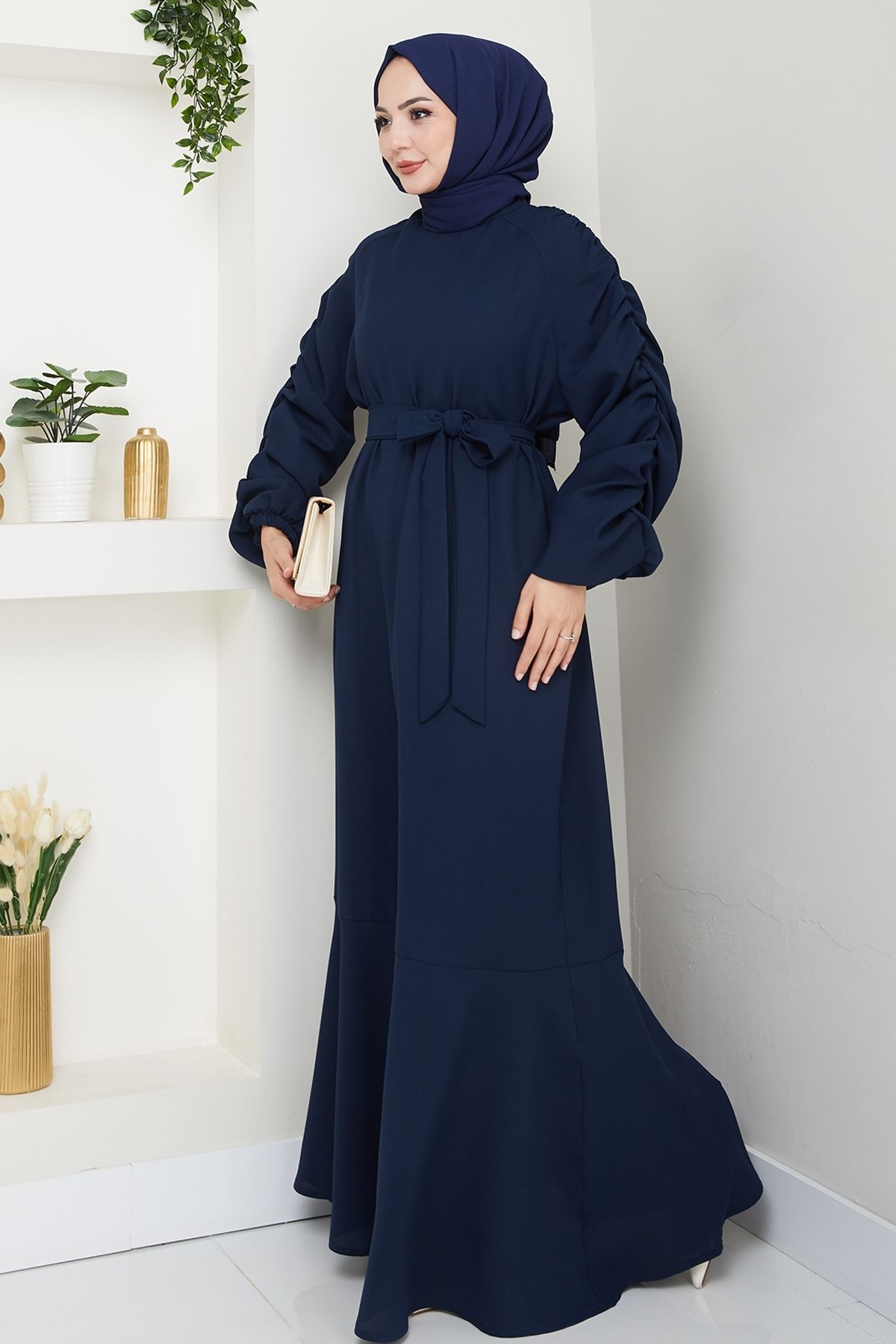 InStyle-Crepe Elastic Navy Blue Dress 2