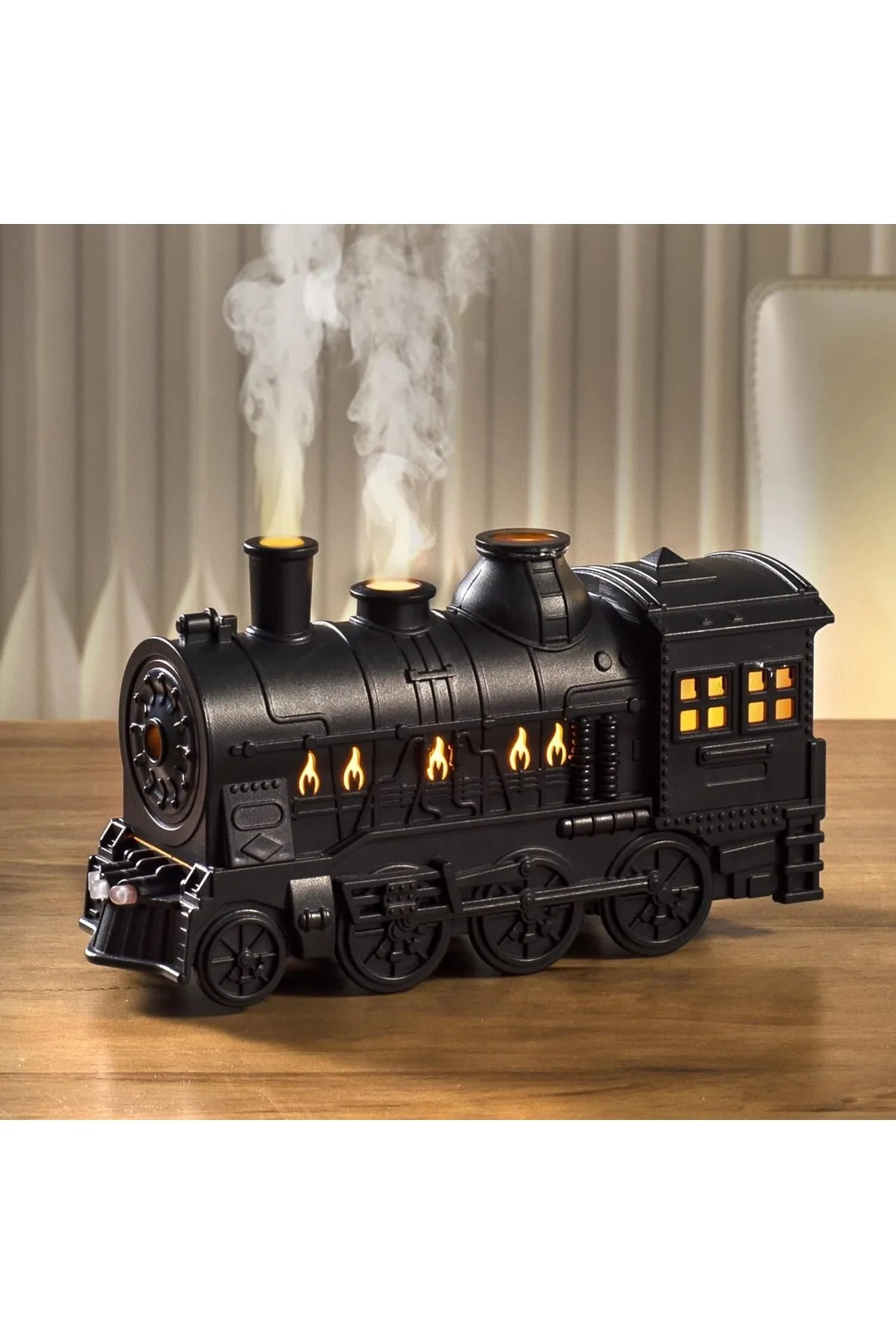 Essential Oil Diffuser, Remote Controlled Aromatherapy Humidifier - Vintage Old Train Model
