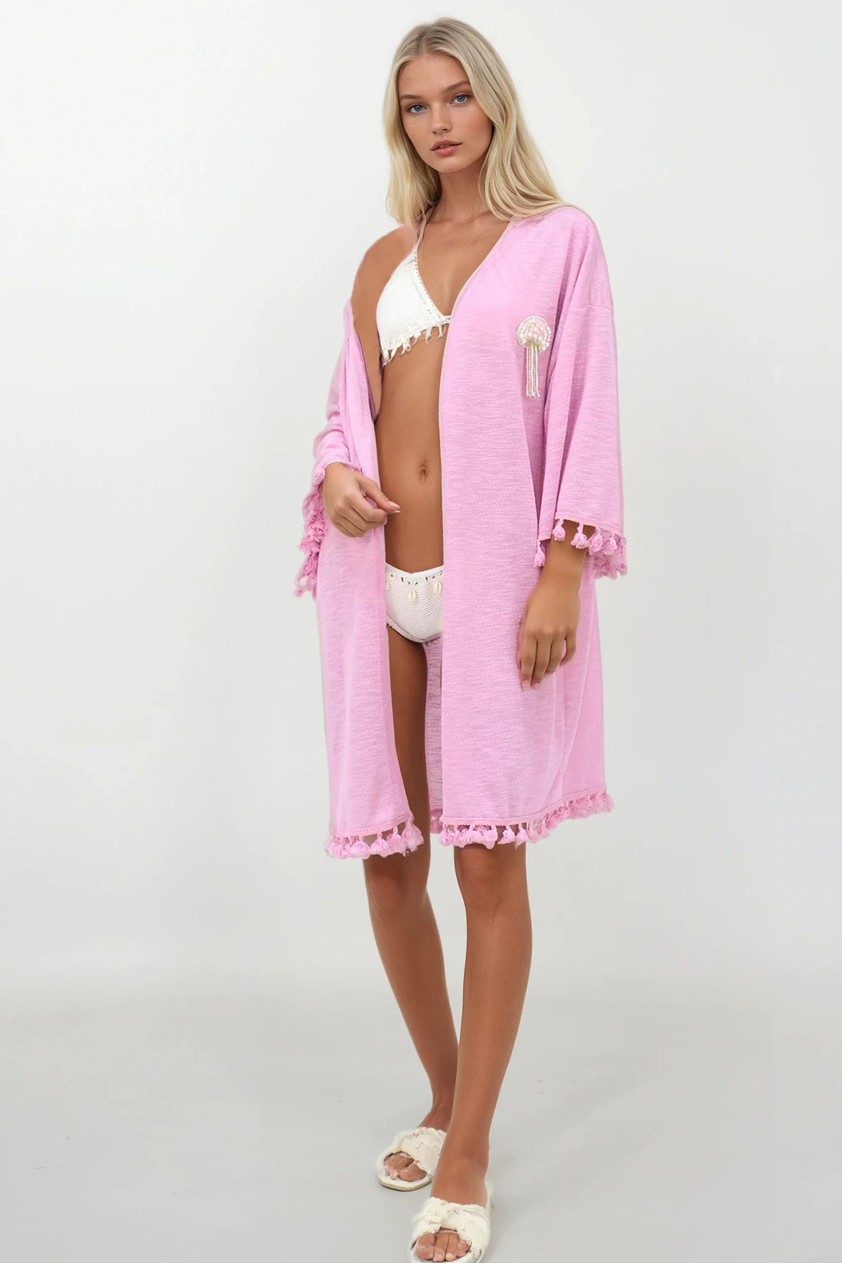 Kadın Pembe Aksesuar Detaylı Örme Krinkıl Eteği Ve Kolu Püsküllü Kimono ALC-X14277