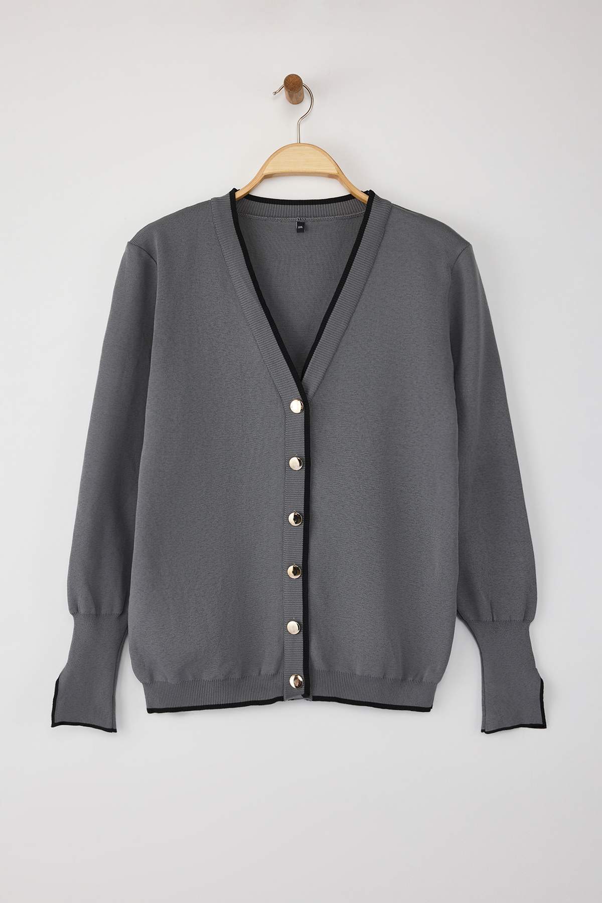 Trendyolmilla  Gri Düğme Detaylı Şeritli Triko Hırka TBBAW24AV00014 - Görsel 5