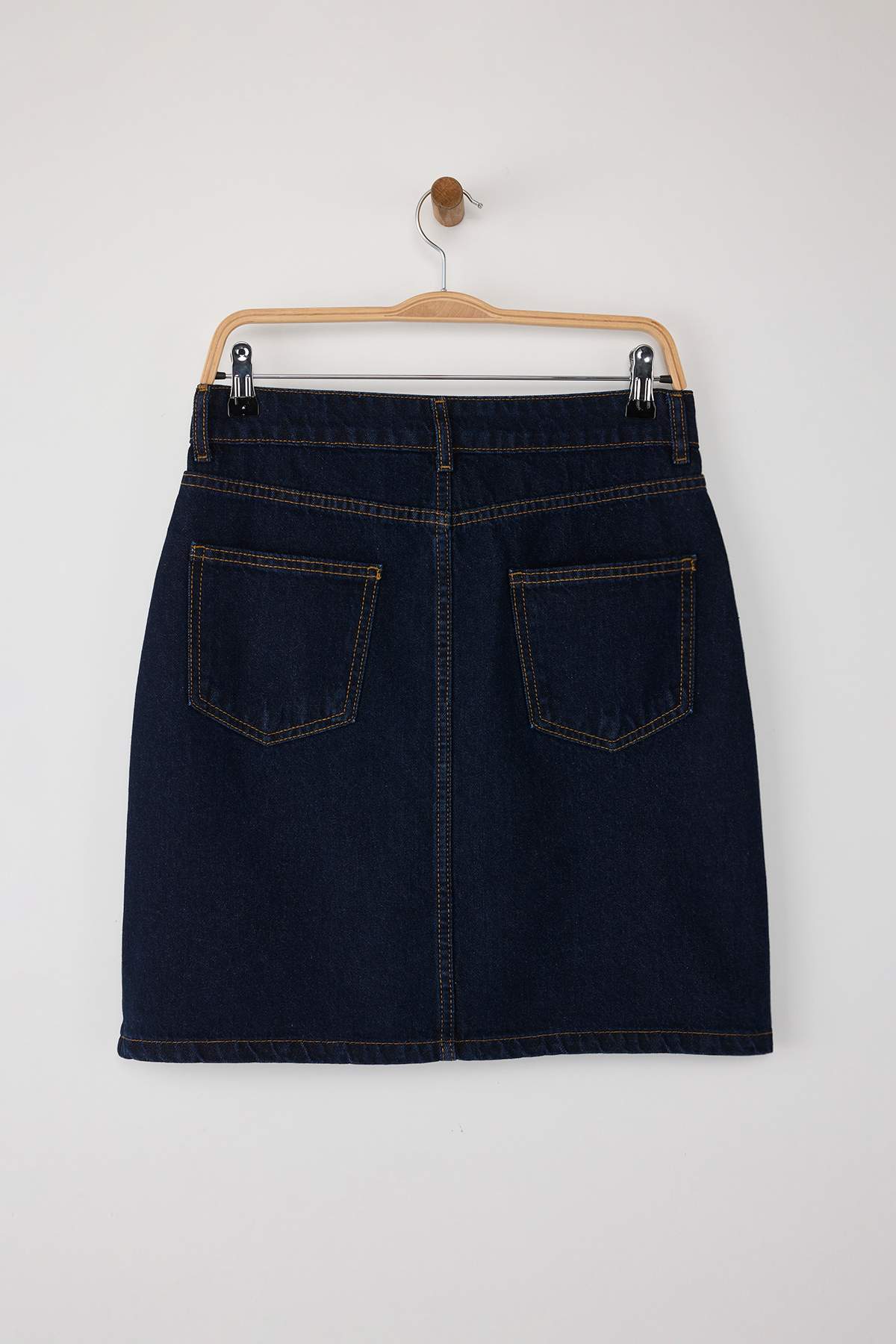 Trendyolmilla  Koyu Mavi Önden Düğmeli Mini Denim Etek TWOAW26ET00022 - Görsel 6