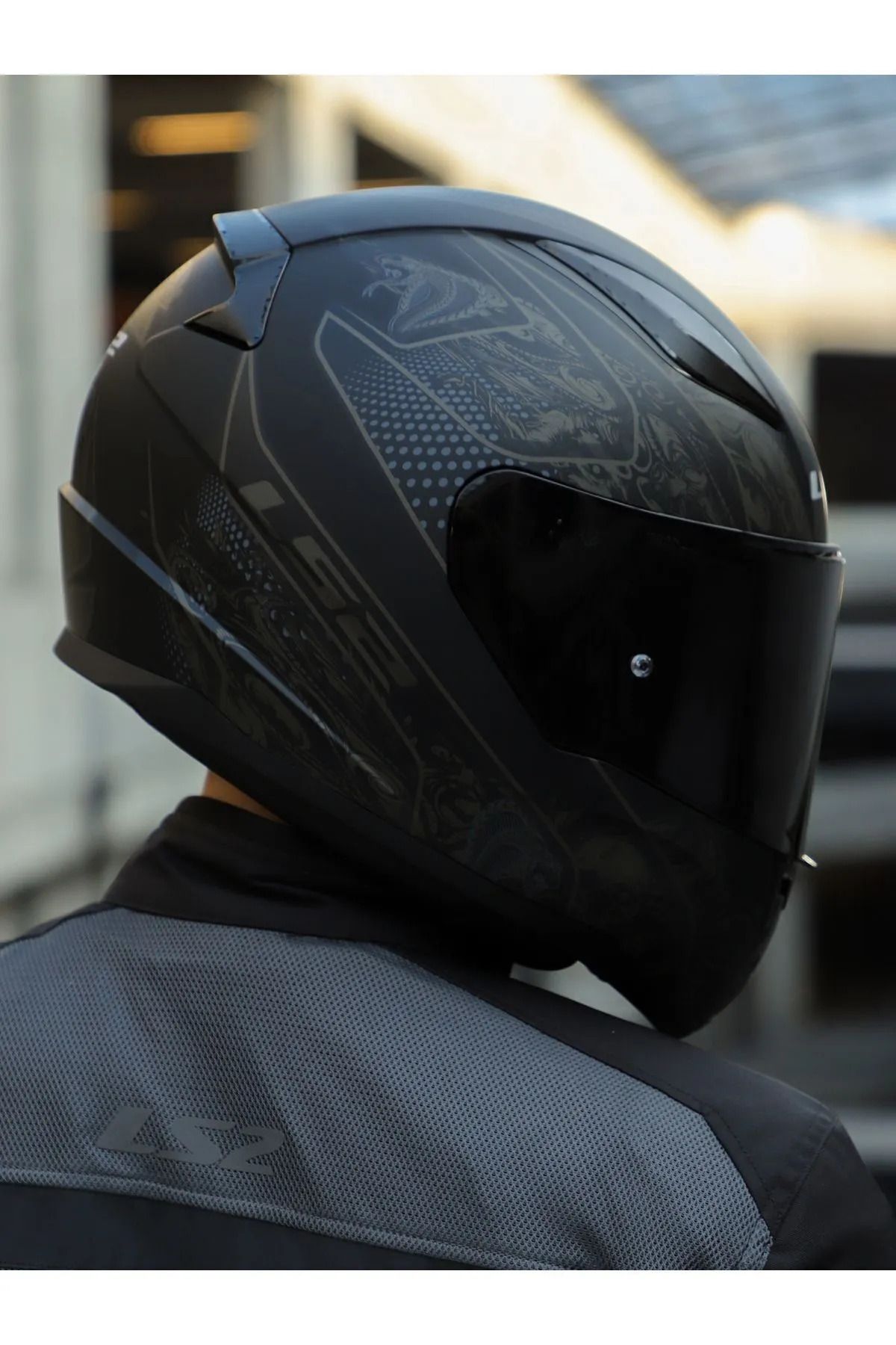LS2-Rapid 2 Crypt - Closed Black Matte Helmet 2