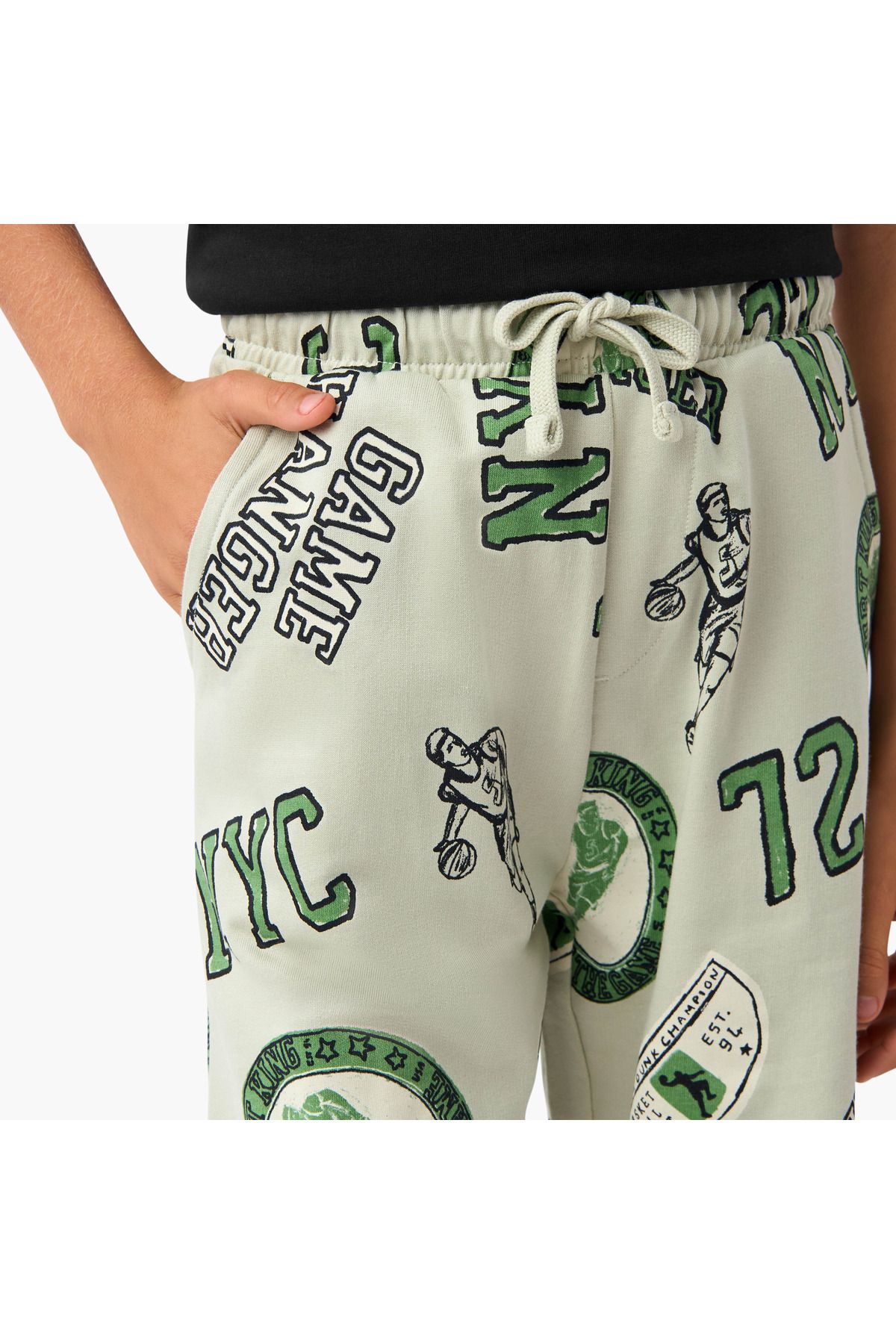 Juniors-Basketball Print Shorts with Drawstring Closure and Pockets 4