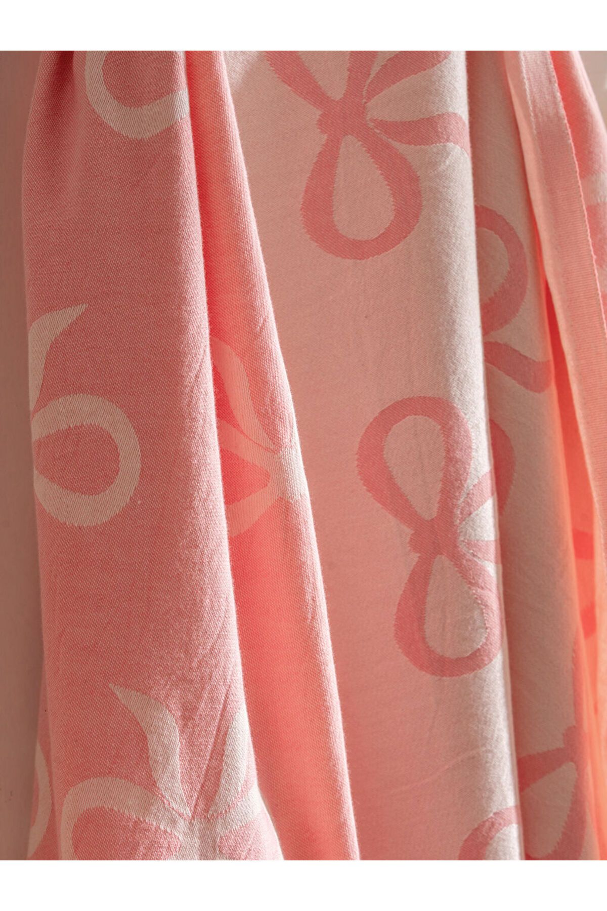 LC Waikiki-Sparkling Selections from Shining Store |   Ecru Bow Patterned Peshtamal Towel 90X150 cm 3