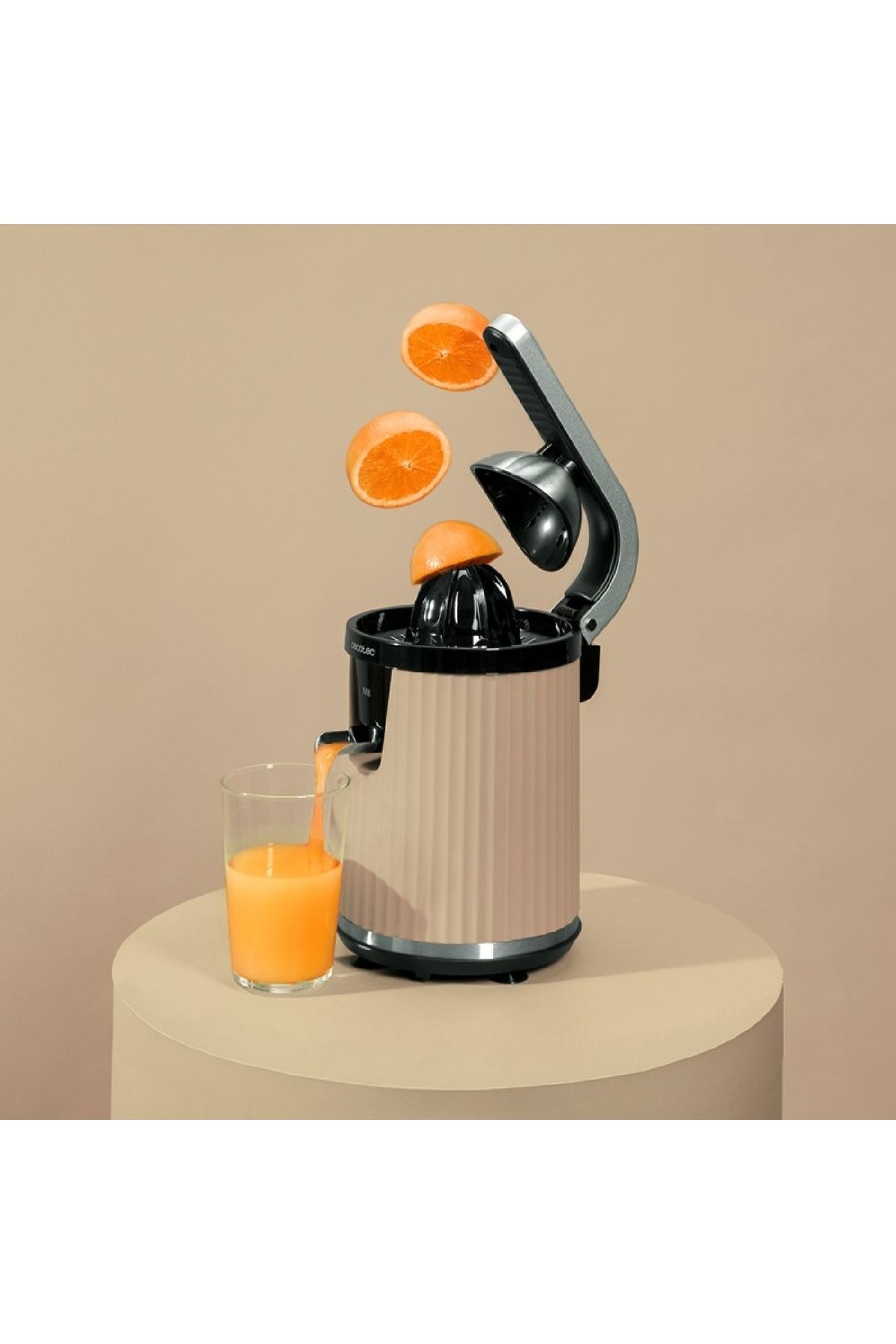 CECOTEC-Storcător electric Cecotec Xqueeze RetroJuice 600 W, bej 4