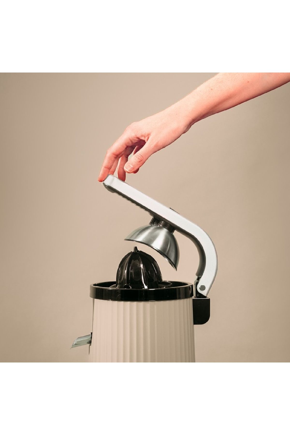 CECOTEC-Storcător electric Cecotec Xqueeze RetroJuice 600 W, bej 5