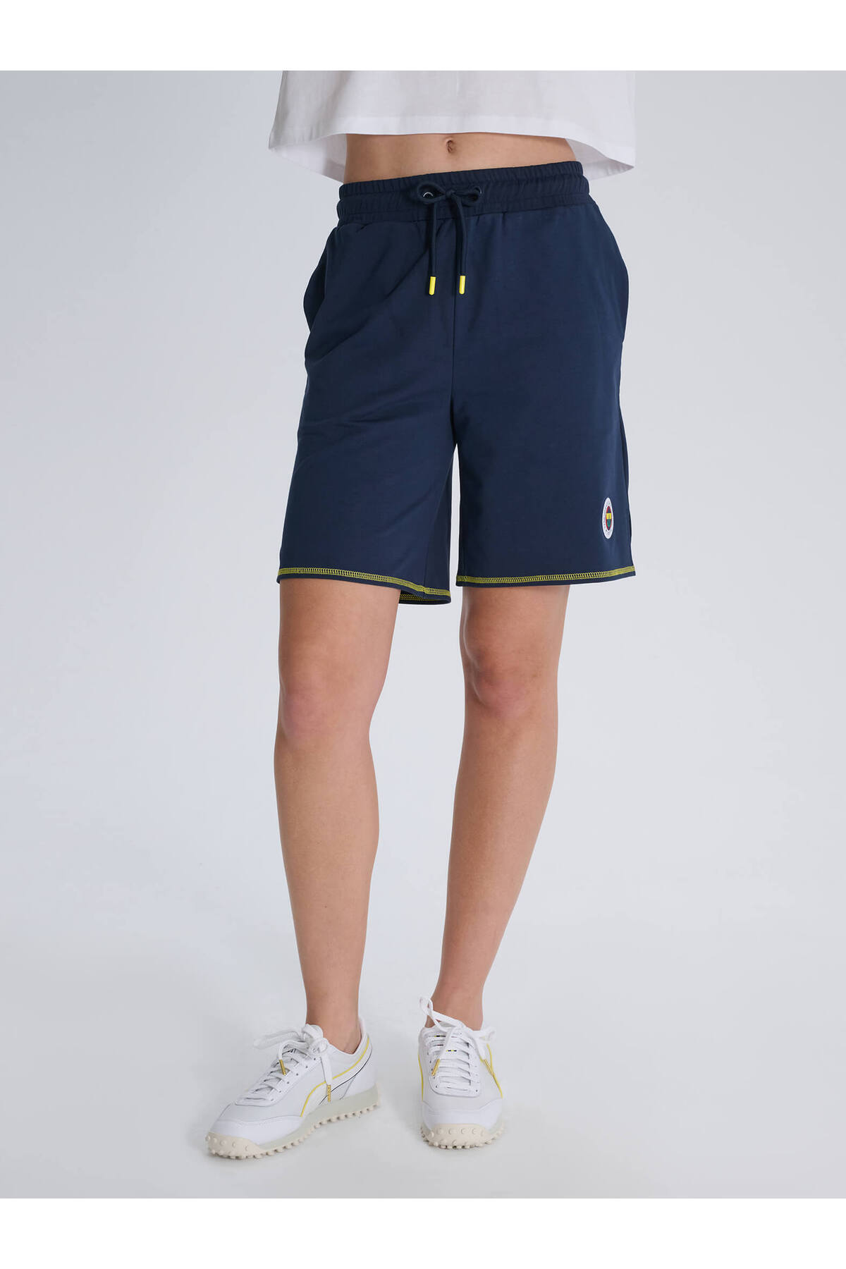 Fenerbahçe KADIN TRIBUN 6 RENK LOGOLU ŞORT