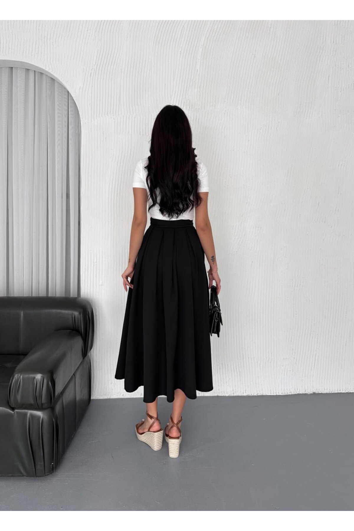 Zula Moda  Tesettür Pileli Uzun Etek – Fermuarlı, İç Göstermeyen Kumaş - Görsel 5