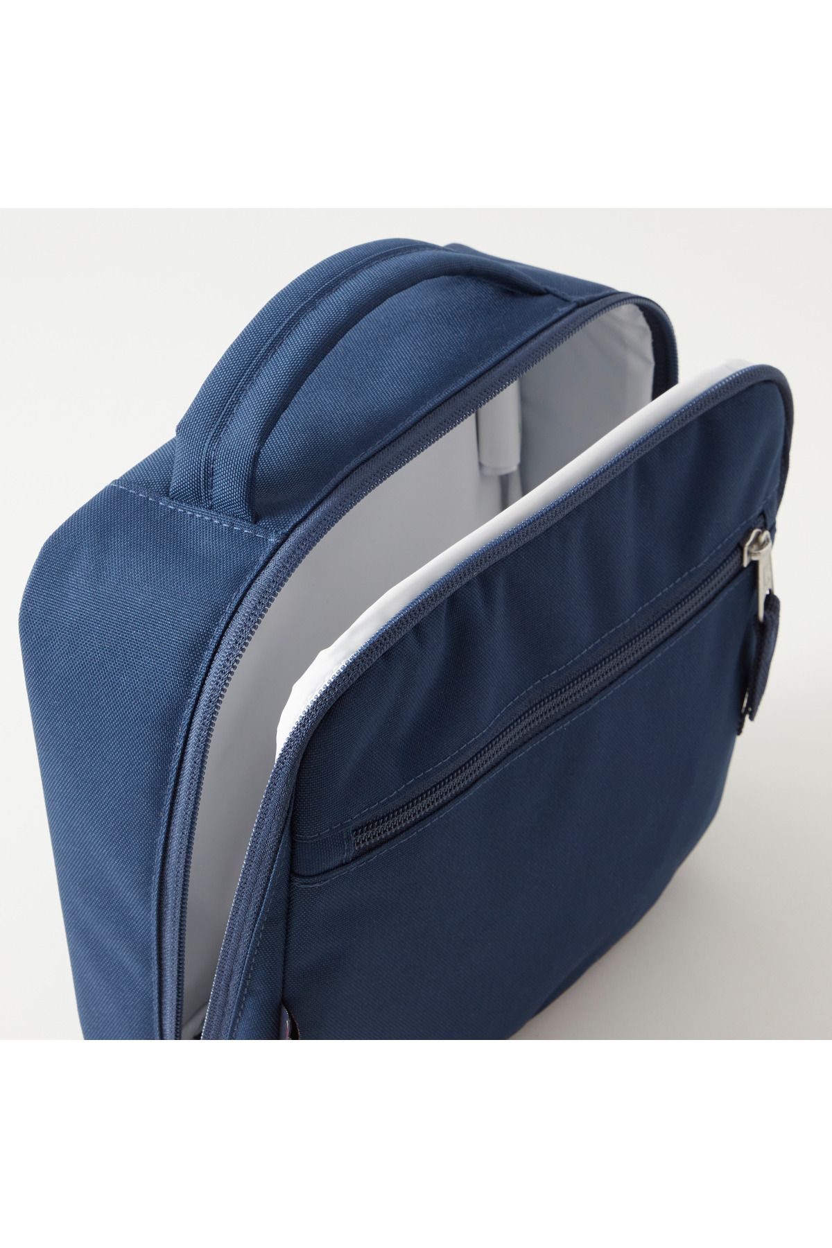 Jansport-Solid Lunch Bag with Zip Closure and Handle - Lifetime Warranty 5