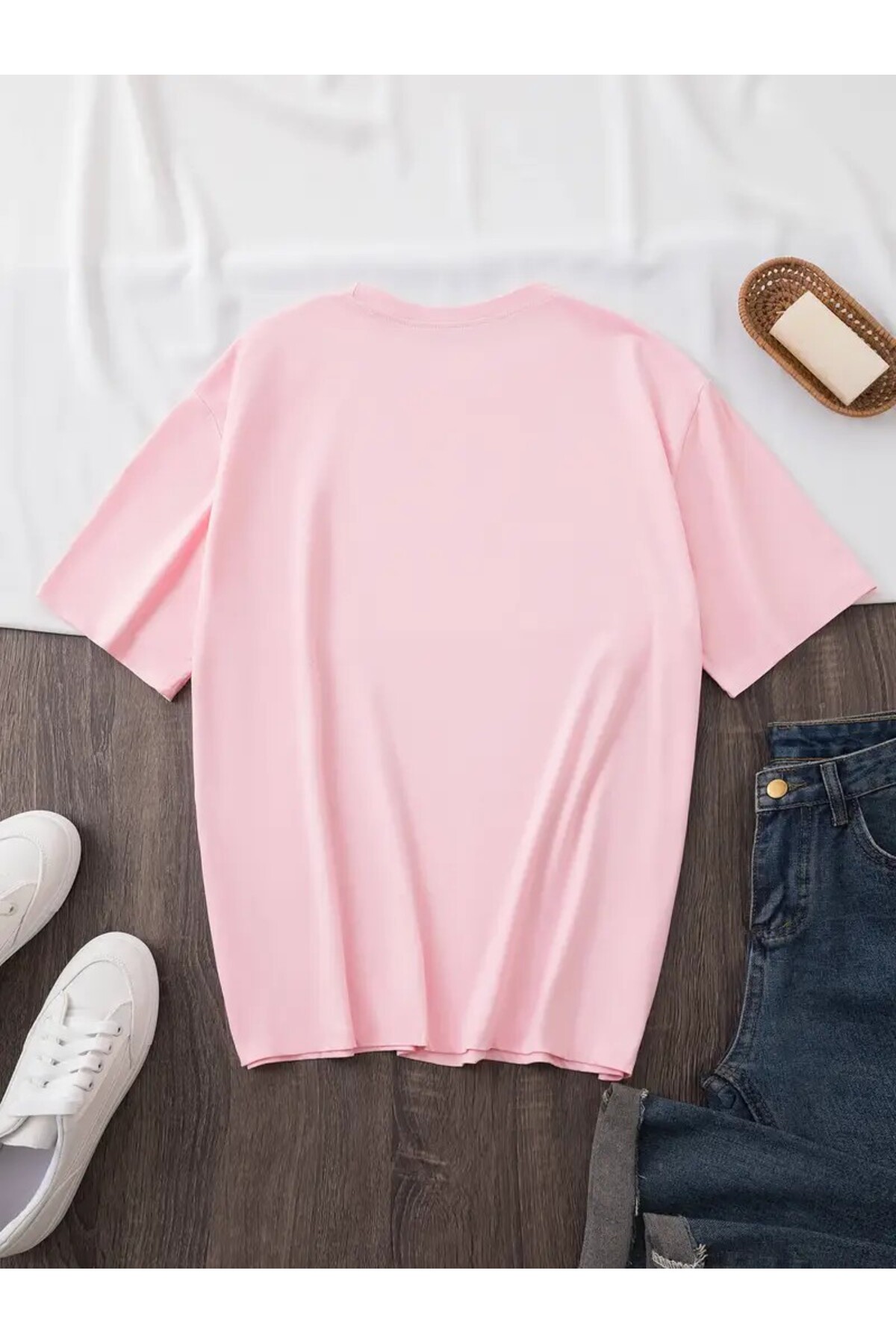 H&GHAMLEGİYİM  papatya desenli tişört - Rahat yuvarlak yaka, kısa kollu - Görsel 2