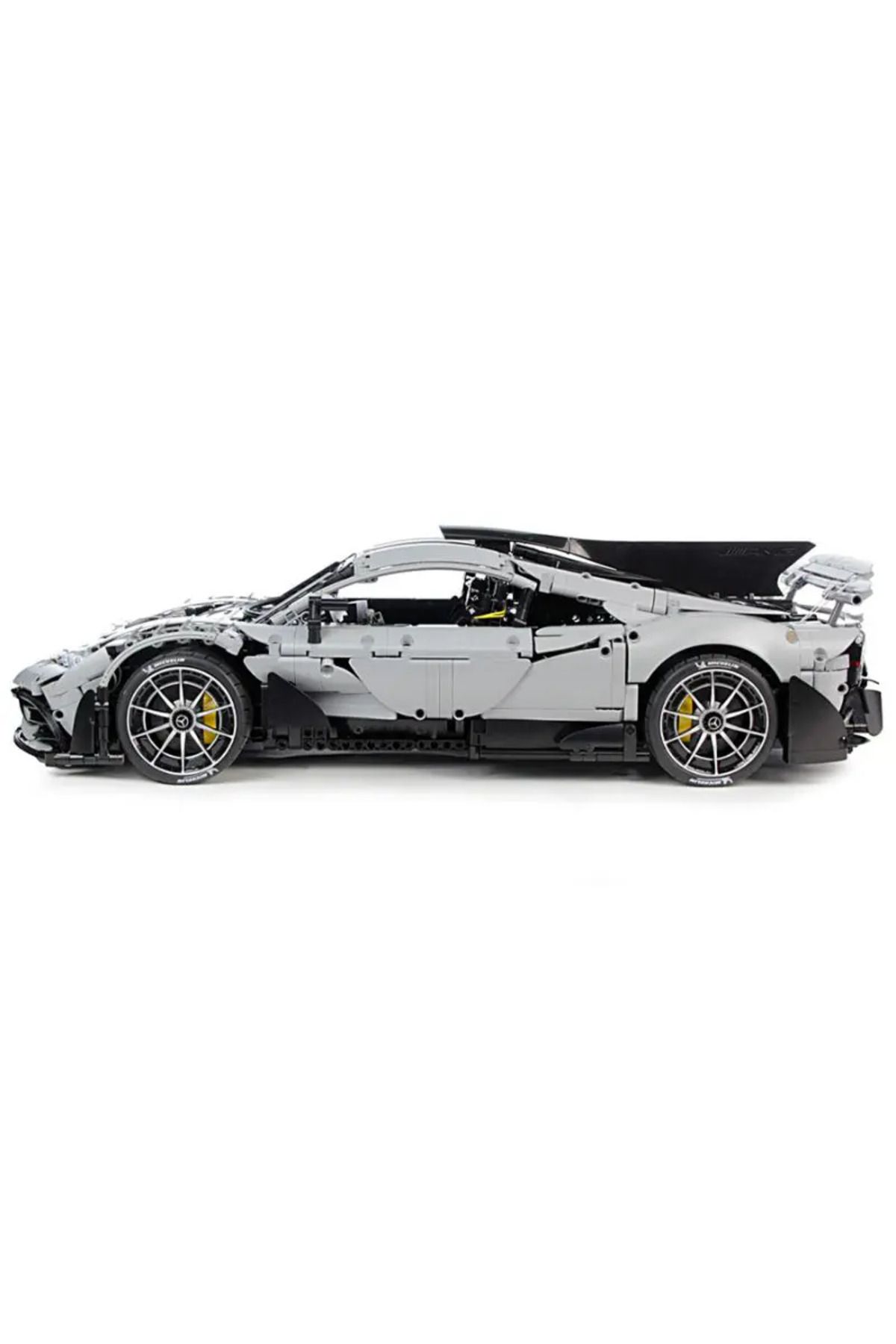 cada-Mercedes AMG ONE from building blocks 1:8 scale 3290 pcs 3