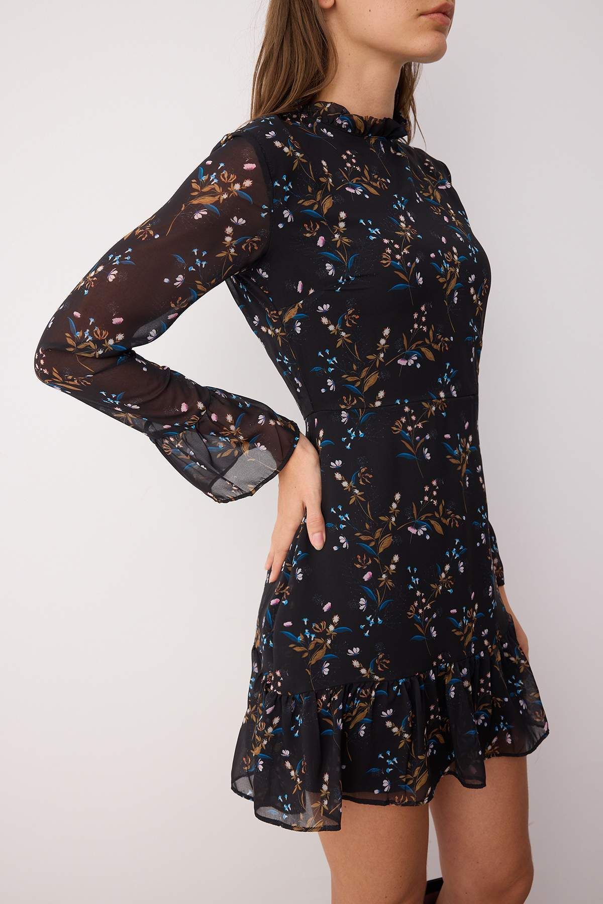 Trendyol Collection-Чорна ткана сукня з коміром-стійкою TCLAW19LJ0076 3