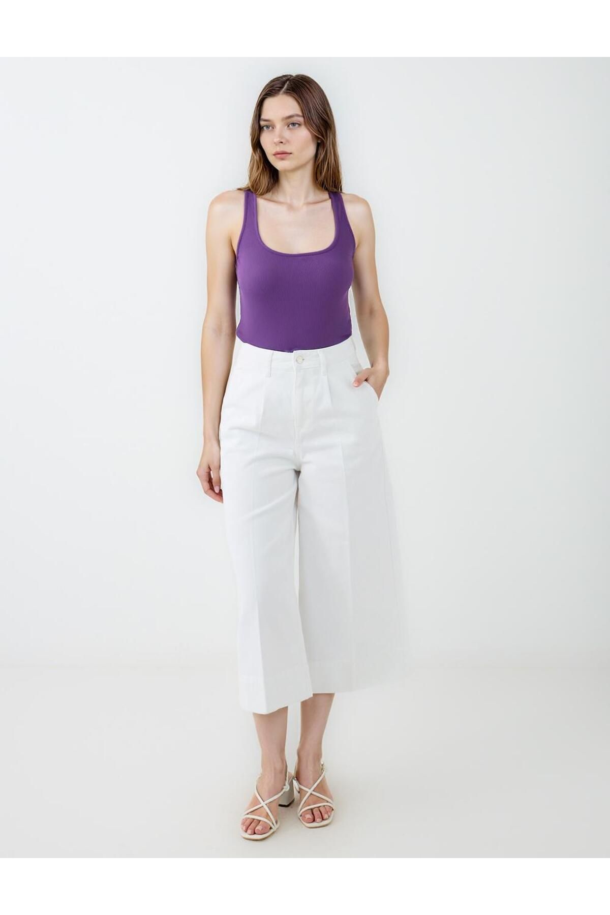 Jimmy Key-Purple U-Neck Slim Fit Undershirt 2
