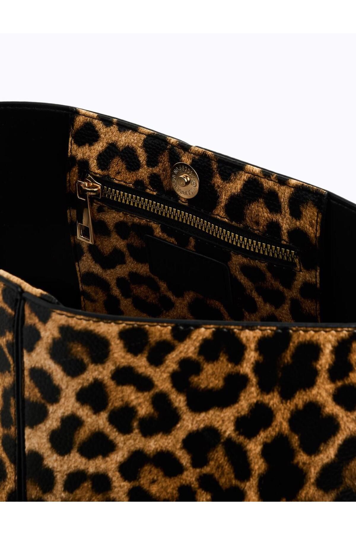 Jimmy Key-Patterned Leopard Patterned Hand and Shoulder Bag 6