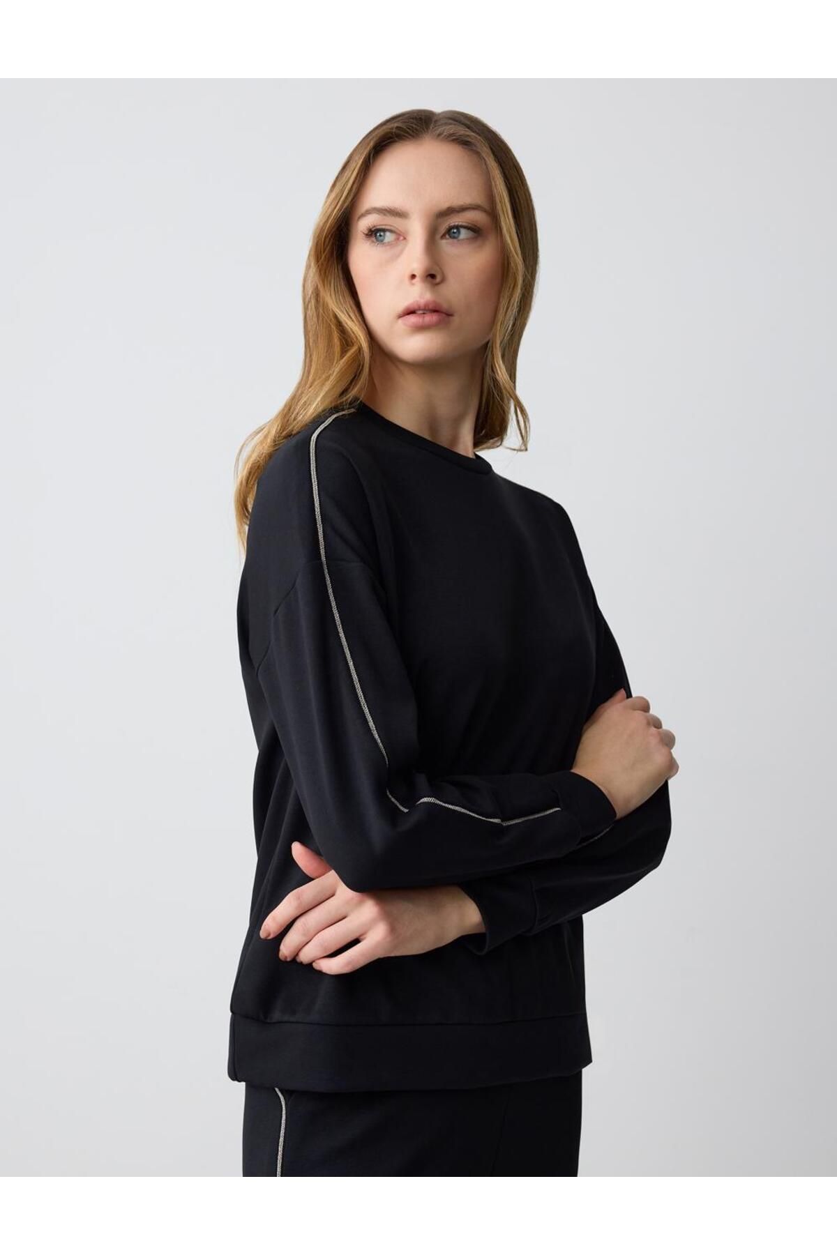 Jimmy Key-Black Crew Neck Long Sleeve Sweatshirt with Line Detail 4
