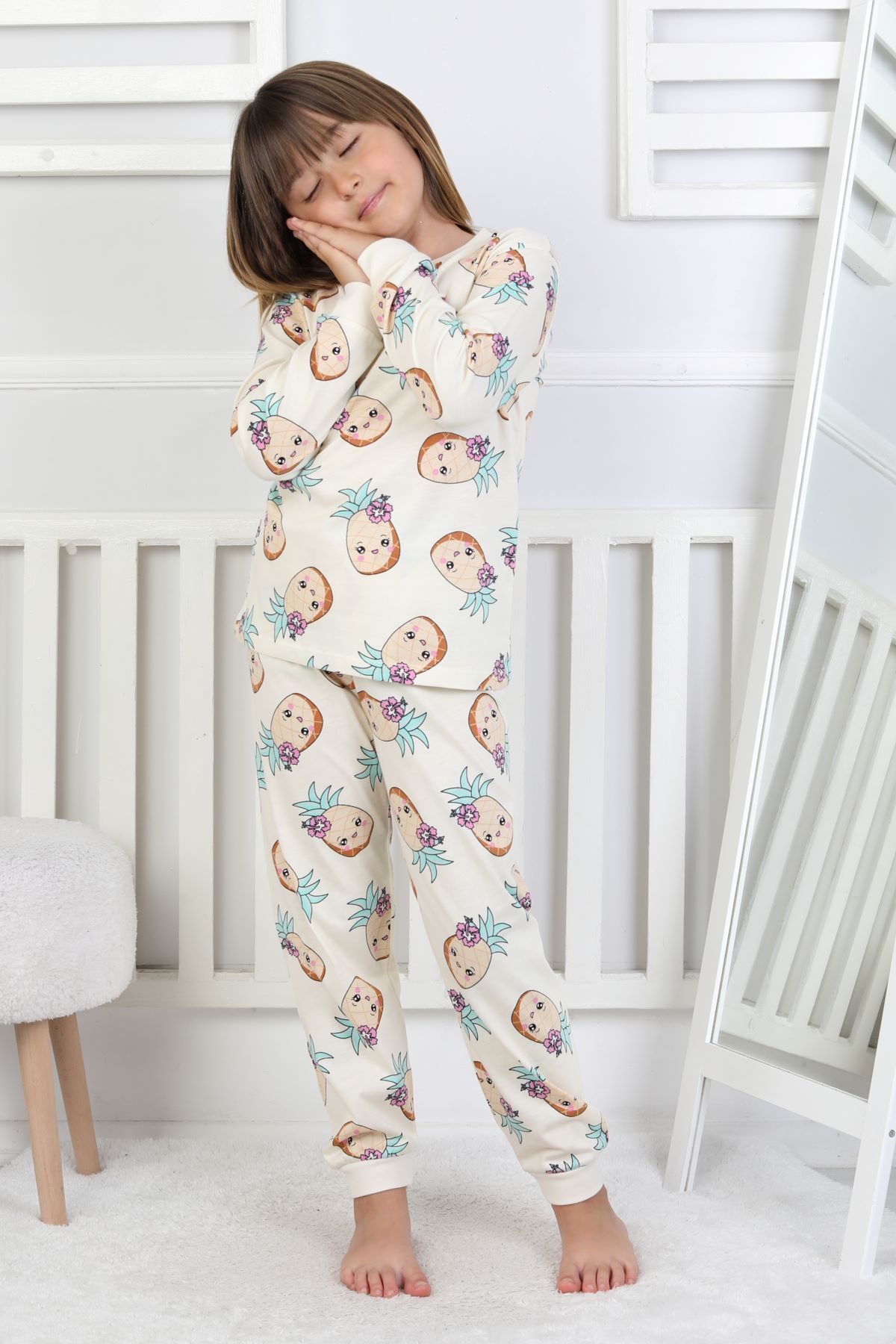 zuzunga Cute Ananas Desenli Kız Çocuk Pijama Takımı fotoğrafı 6 (önizleme)