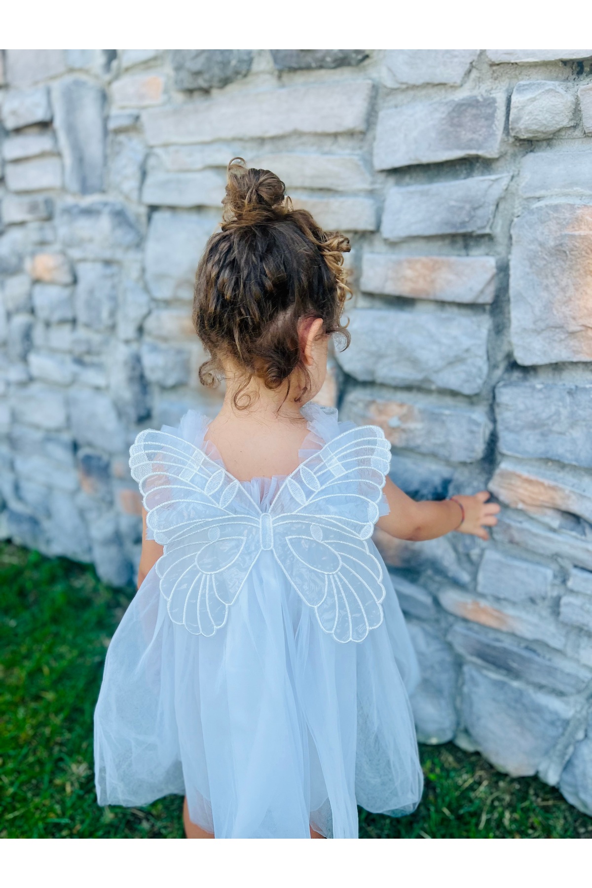 penu baby kids Beyaz Askılı Tül Jile Arkası Kelebek Kanatlı Kız Çocuk Kız Bebek Elbise fotoğrafı 4 (önizleme)