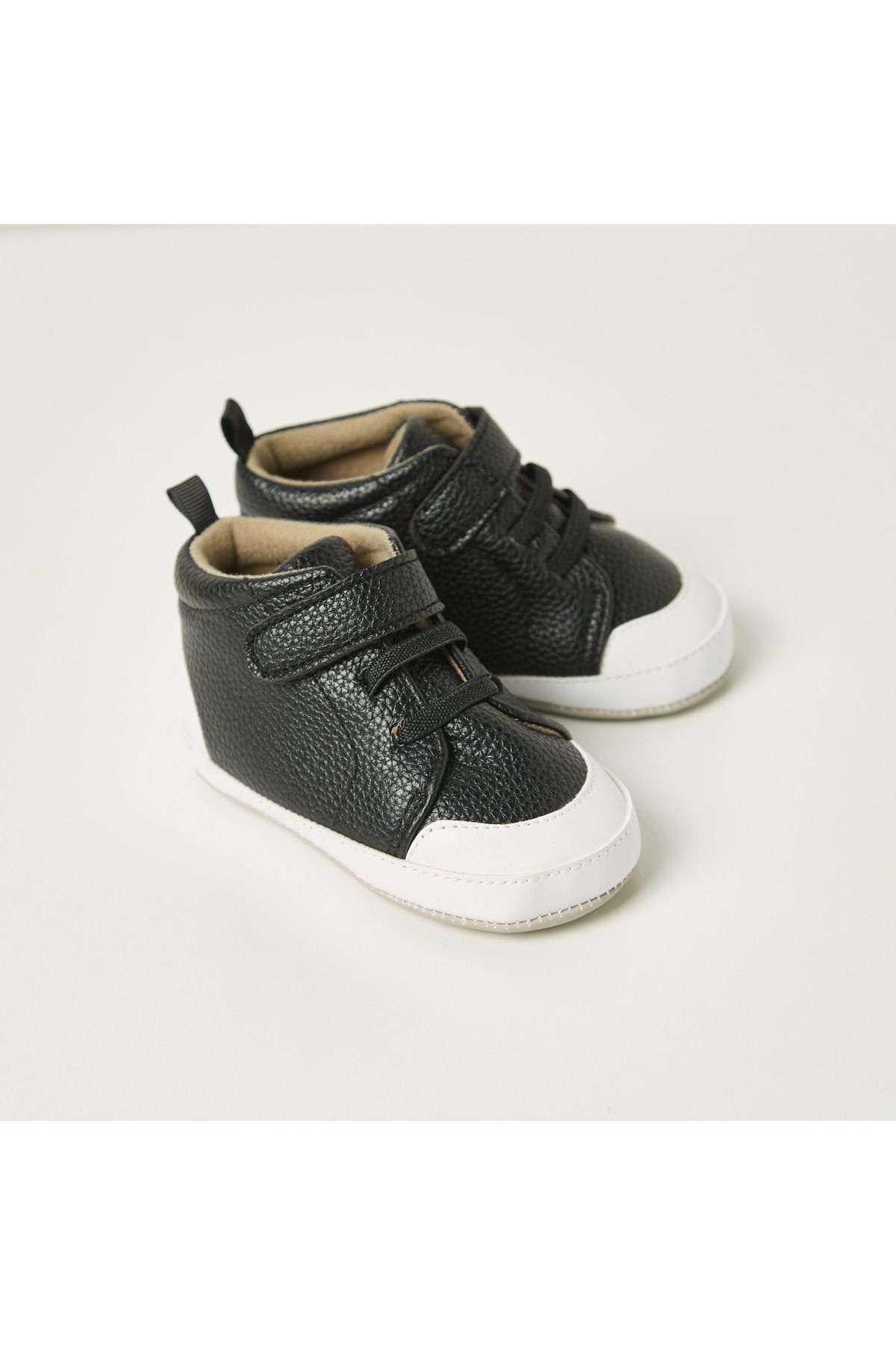 Juniors-Colourblock Booties with Hook and Loop Closure 3