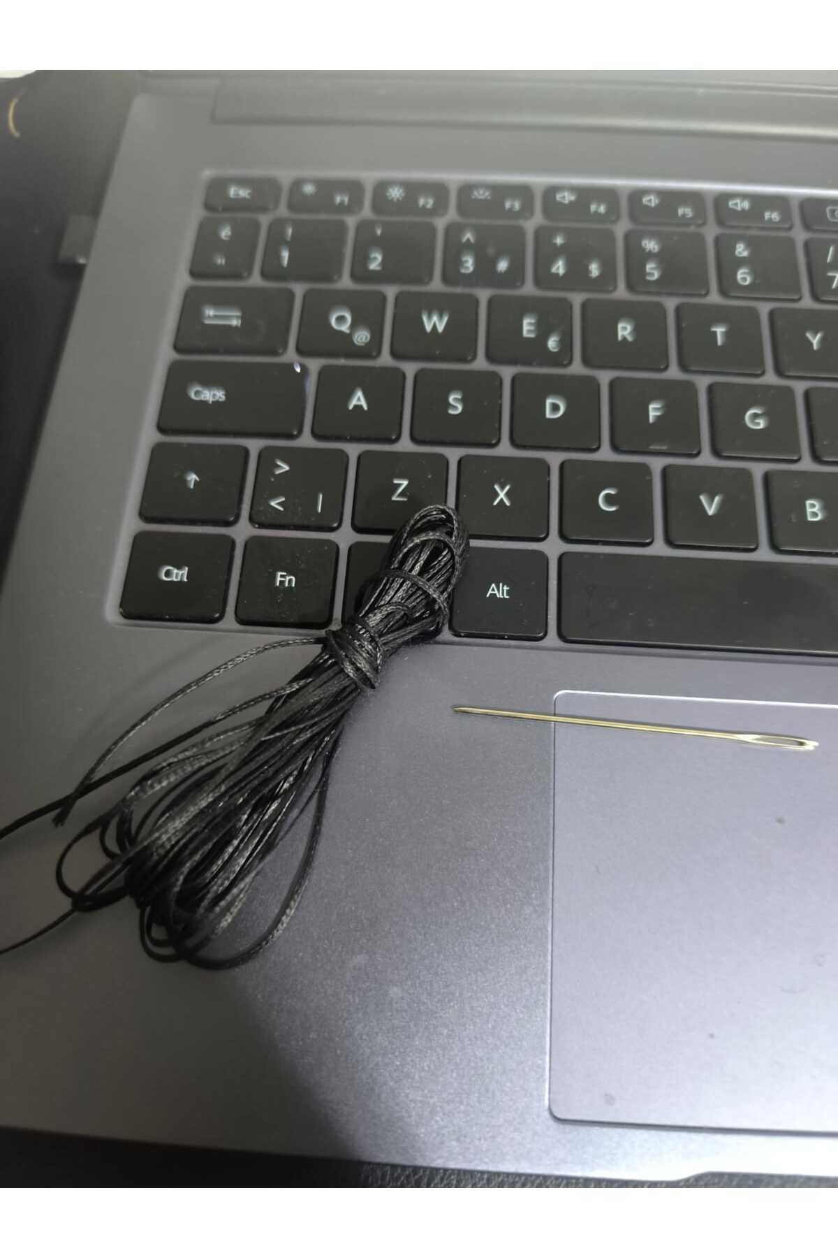 deri MUMLU İP VE SARAÇ İĞNESİ SİYAH RENK. UZUNLUĞU 2 METRE