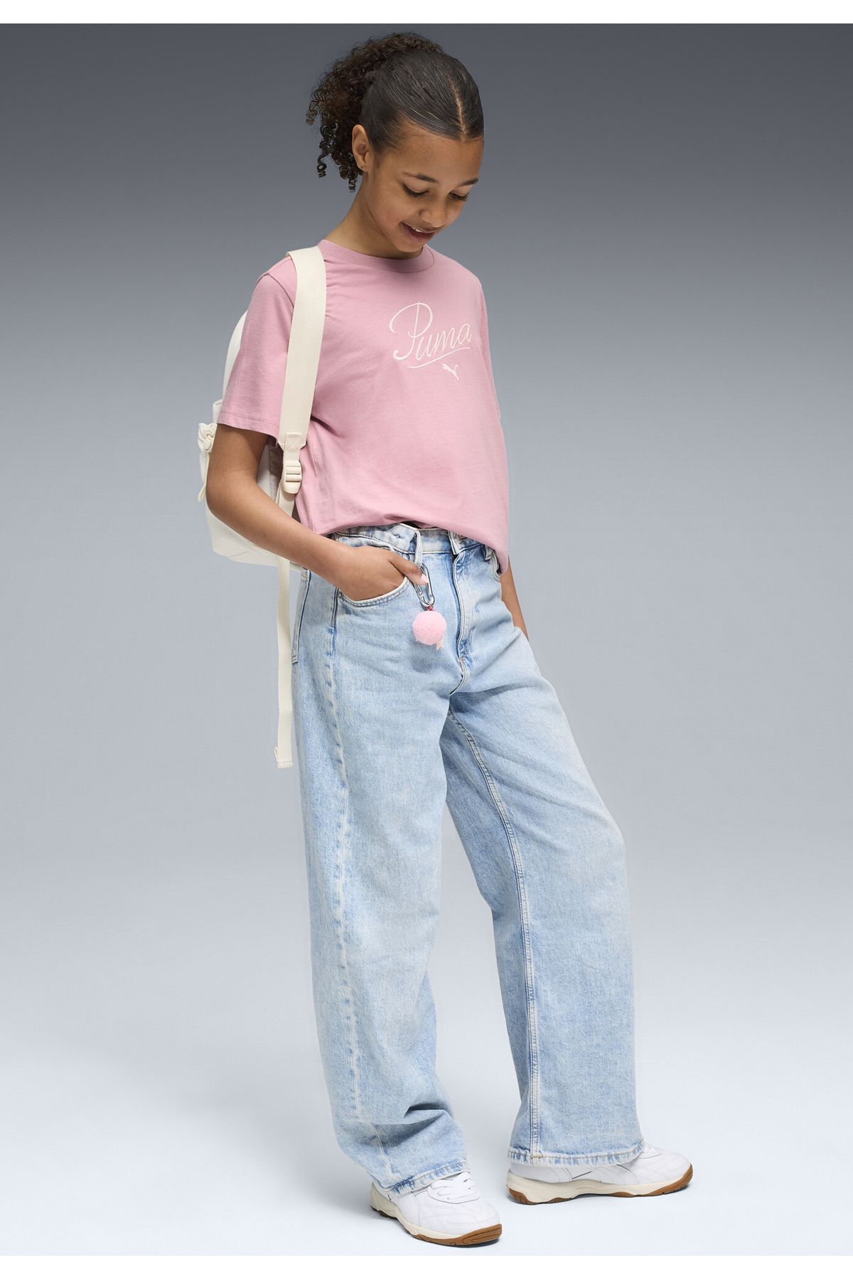 Puma-Essentials Script Tee Youth 5