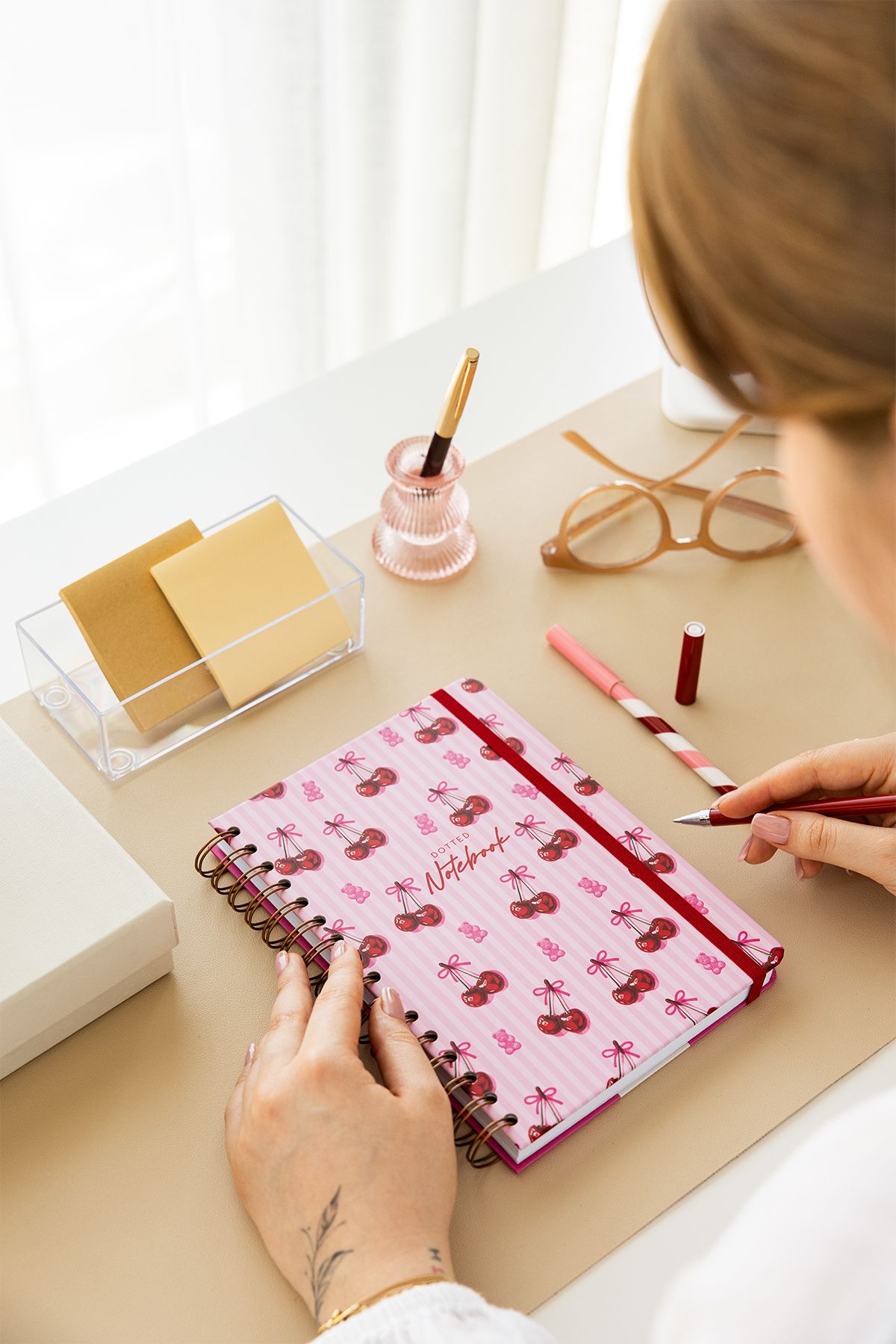 PAPERORA-A5 Spiral Hard Cover Elastic Dotted Notepad Cherry 3