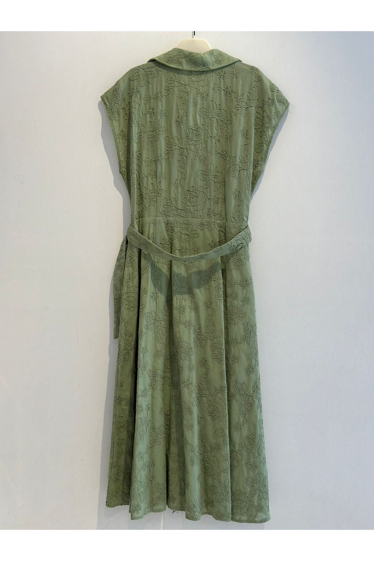 AYHAN-Floor-Length Buttoned Belted Lined Brode Dress 3