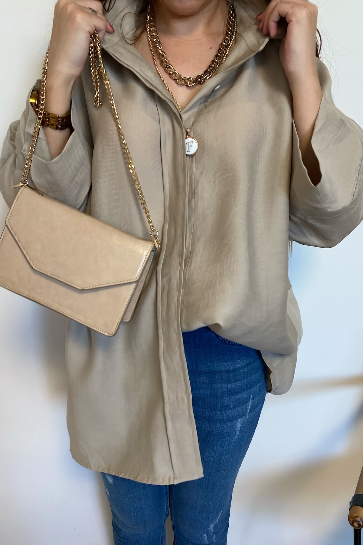 FEMELLE  Kadın Vizon Gizli Düğmeli Fakir Kol Salaş Kalıp Oversize Gömlek %50 Viskon %50 Pamuk - Görsel 2