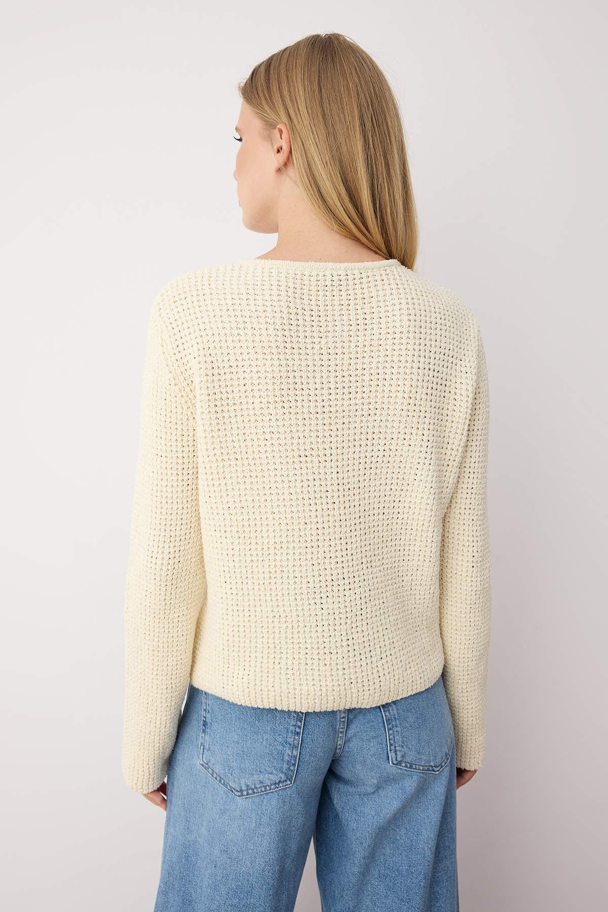 Trendyolmilla  Ekru Dokulu Pamuk Karışımlı Triko Hırka TWOAW26HI00101 - Görsel 4