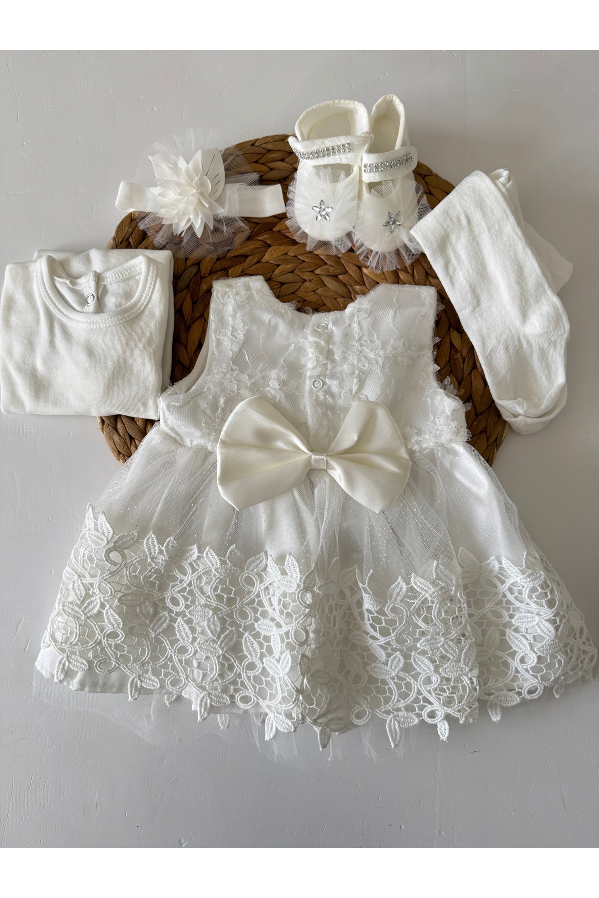 PİLEKİ BABY 0 4 Ay Kız Bebek Mevlüt Elbisesi ,lüks Mevlütlük Dantelli Gelinlik Elbise fotoğrafı 5 (önizleme)