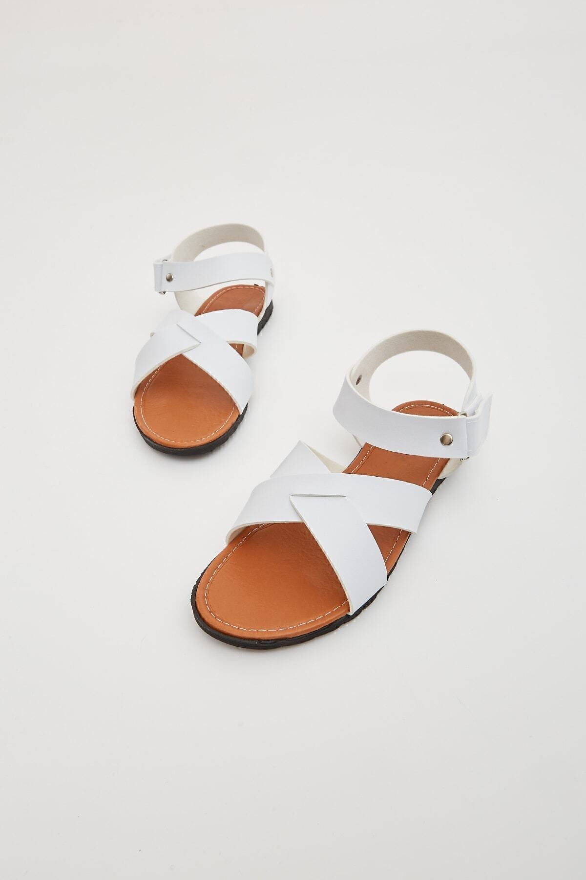 Moda Devrin-White Cross Adjustable Velcro Sandals 6