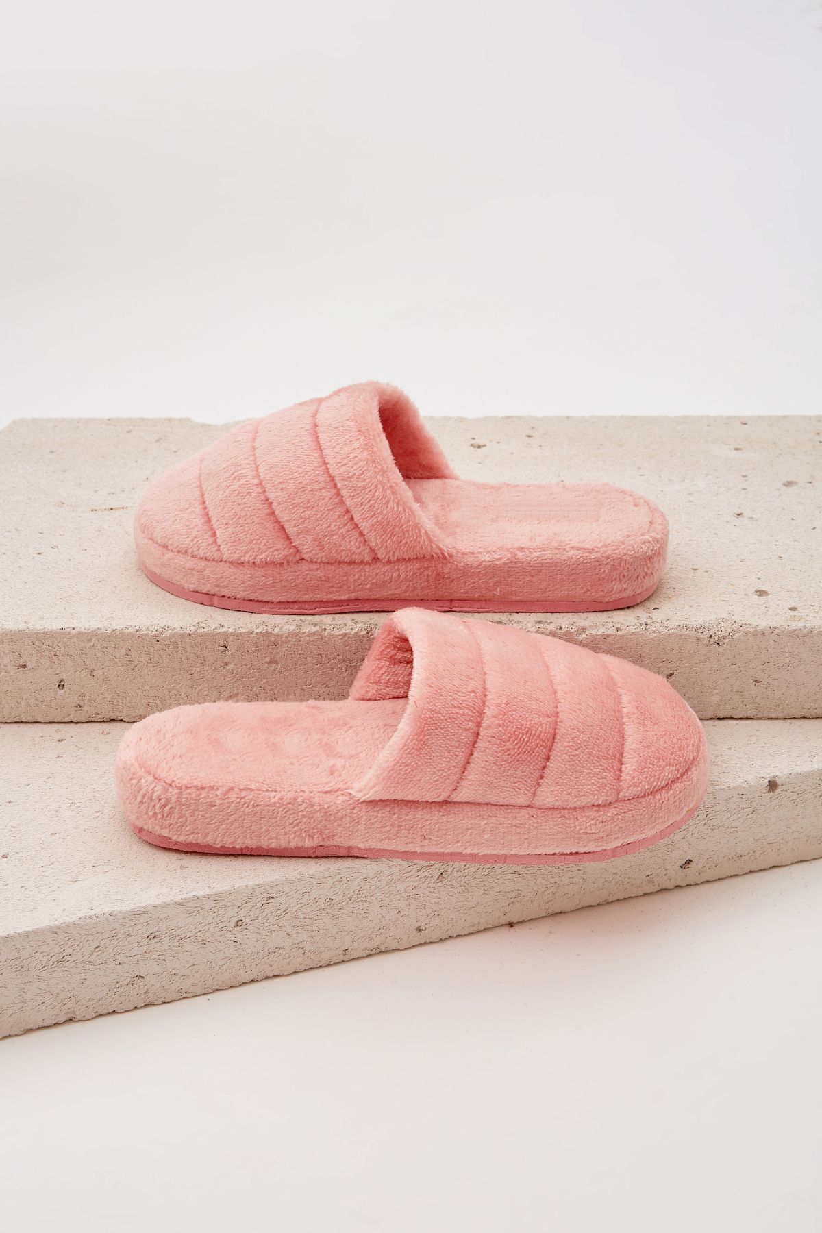 Moda Devrin-3 db-os csomag Zárt elülső papucs Házi papucs hozománycsomag készlet 7