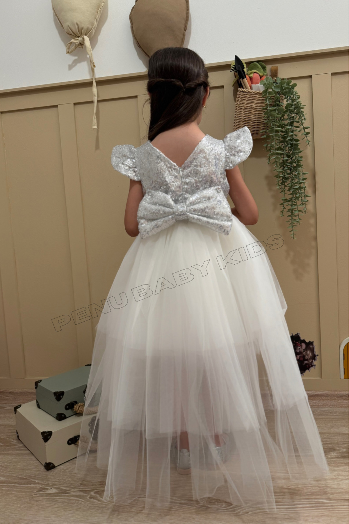 penu baby kids Beyaz Payetli Kısa Kol Tül Etekli Kız Bebek Elbise - Elizabeth fotoğrafı 2 (önizleme)