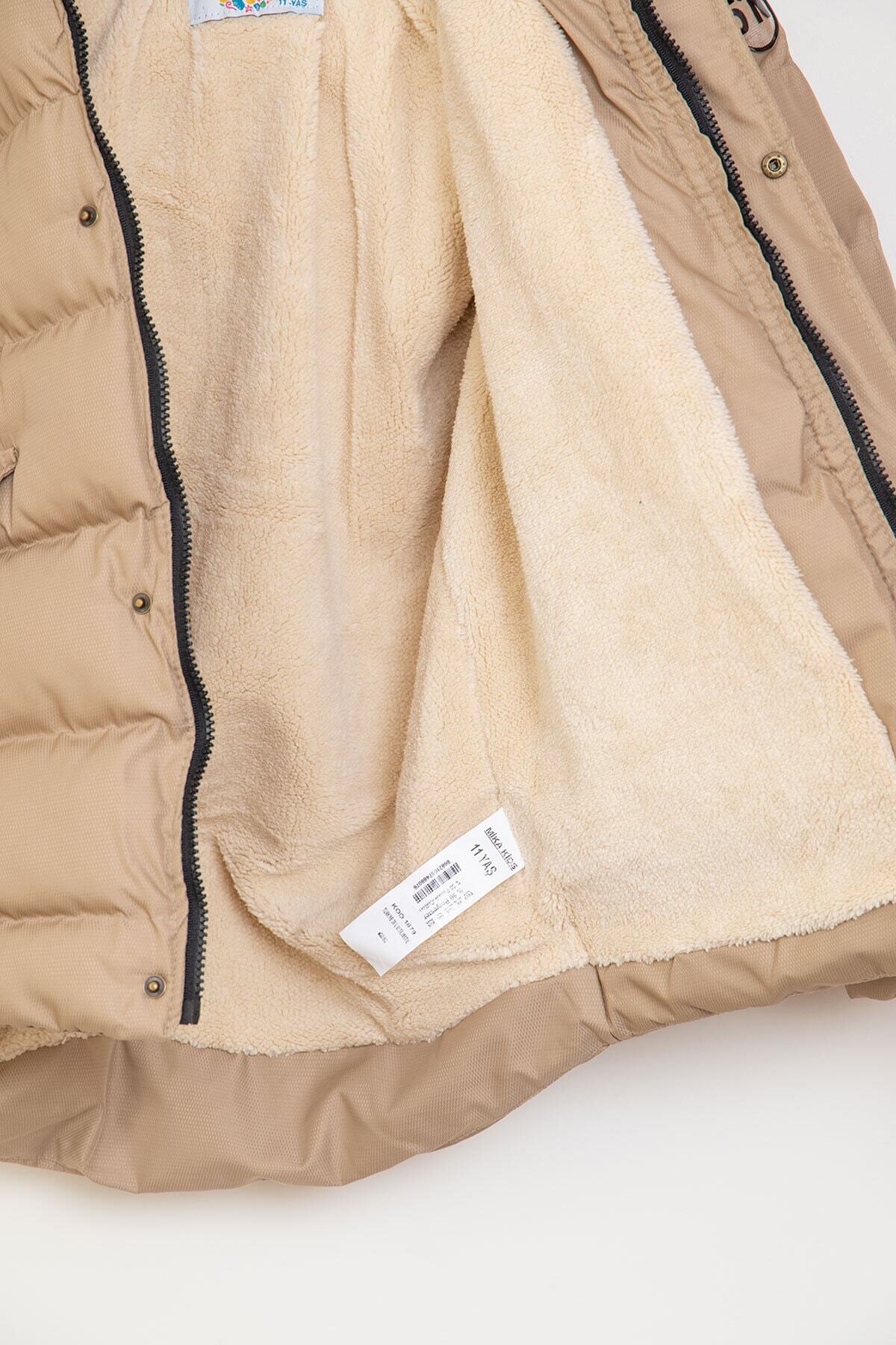 Mika Bebek & Çocuk Kalın Elyaf Dolgulu Su Rüzgar Ve Yağmur Geçirmez Kapüşonlu Bej Erkek Çocuk Kışlık Lüks Şişme Mont fotoğrafı 3 (önizleme)