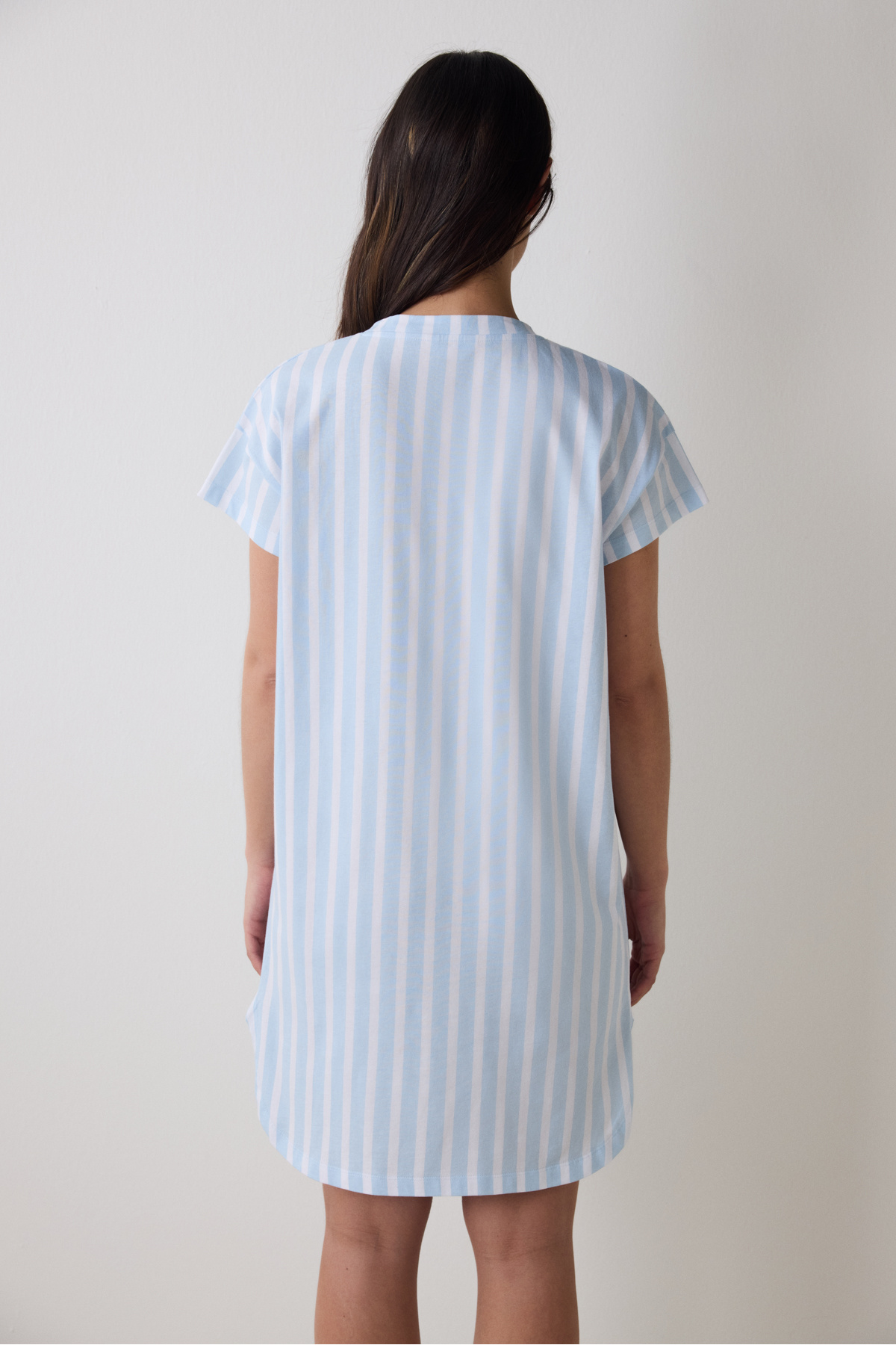 Penti-Blau gestreiftes hellblaues Nachthemd 4