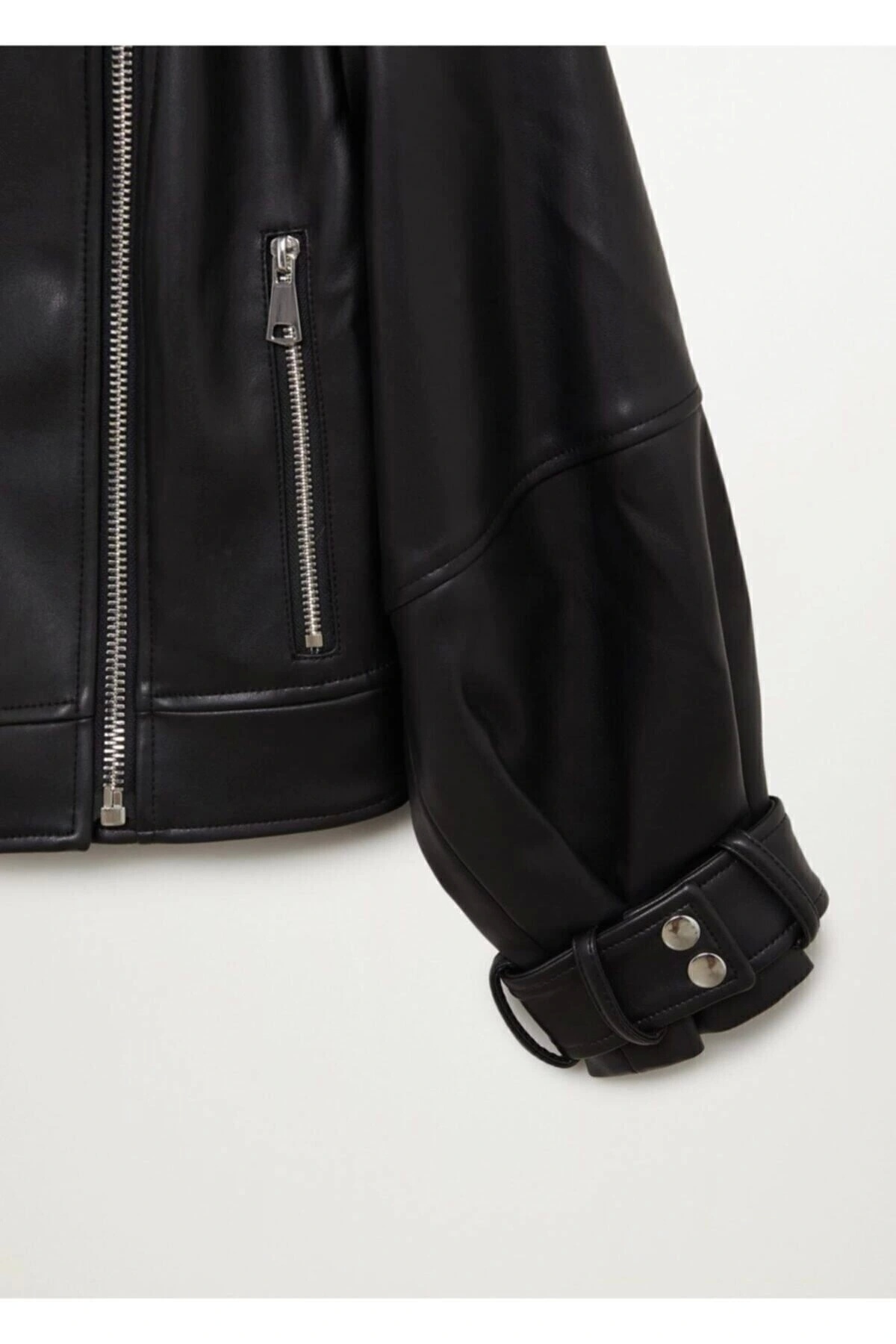 MaviFiDesign-Schwarze Oversize-Lederjacke für Damen 5