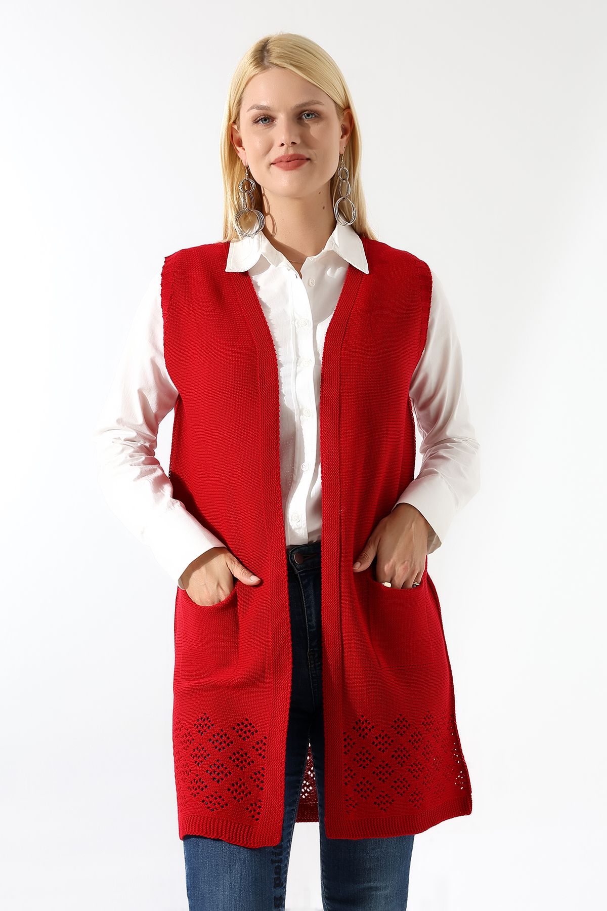 Devinka-Women's Red Seasonal Knitwear Vest 3