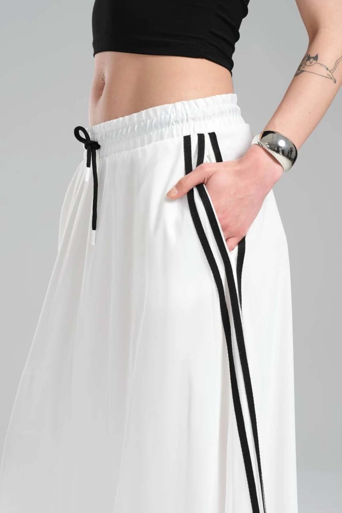 tw3  Kadın Şerit Detaylı Bel Lastikli Tasarım Etek - Görsel 4