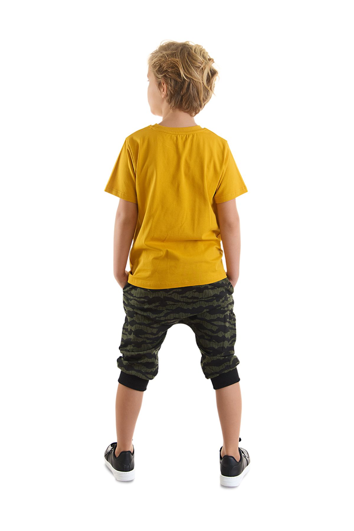 MSHB&G-Sommer-Set aus T-Shirt und Caprihose „Big Whales“ für Jungen 2