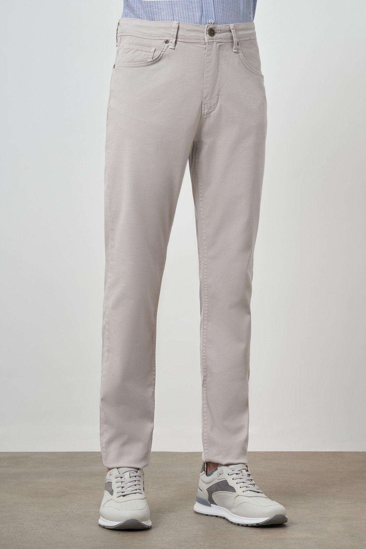 Morven-Men's Stone Cotton 5 Pocket Dynamic Fit Jean Jeans 1