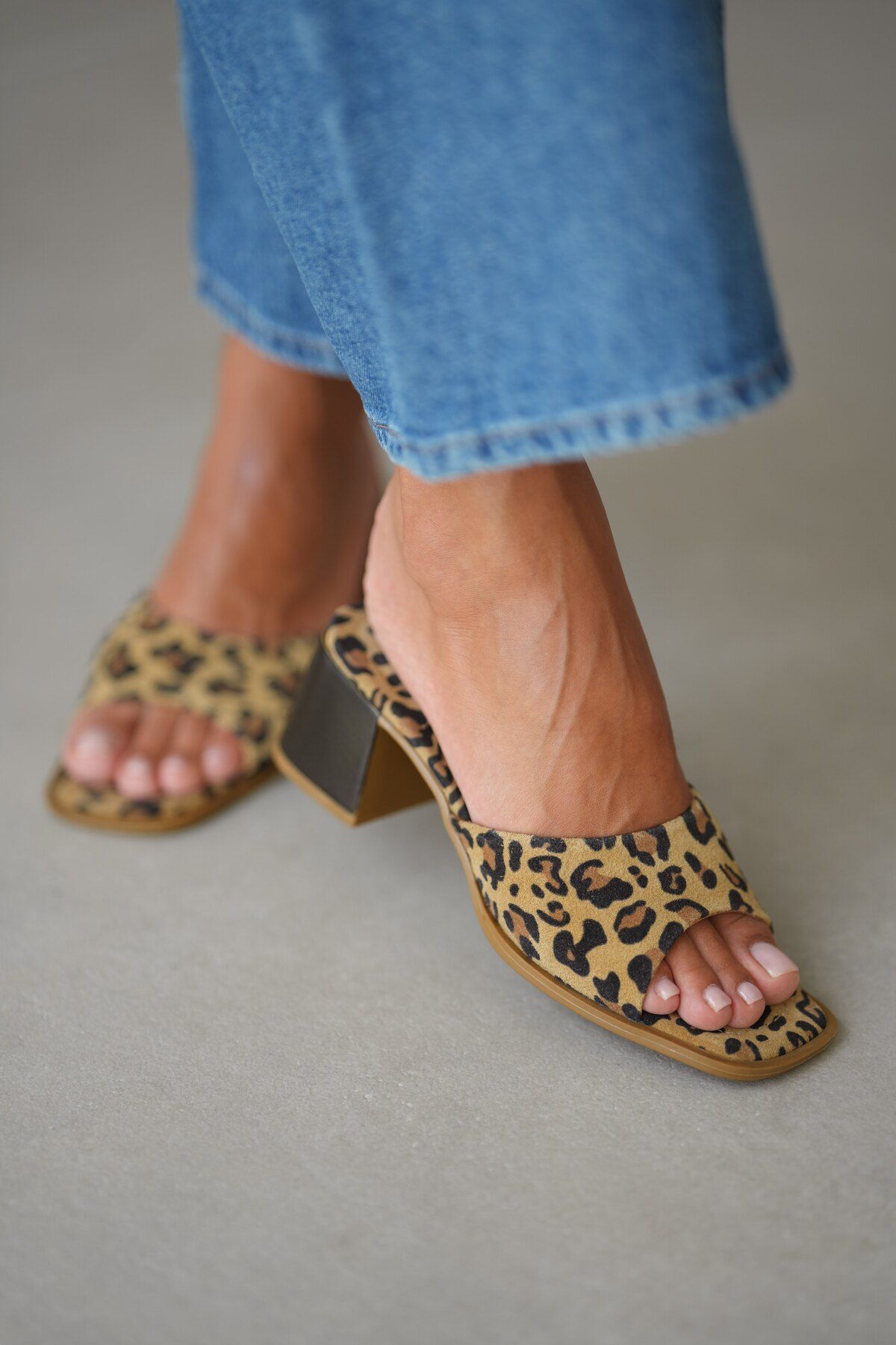 selinshoes-Tessa Genuine Leather Heeled Women's Slippers - Leopard 4