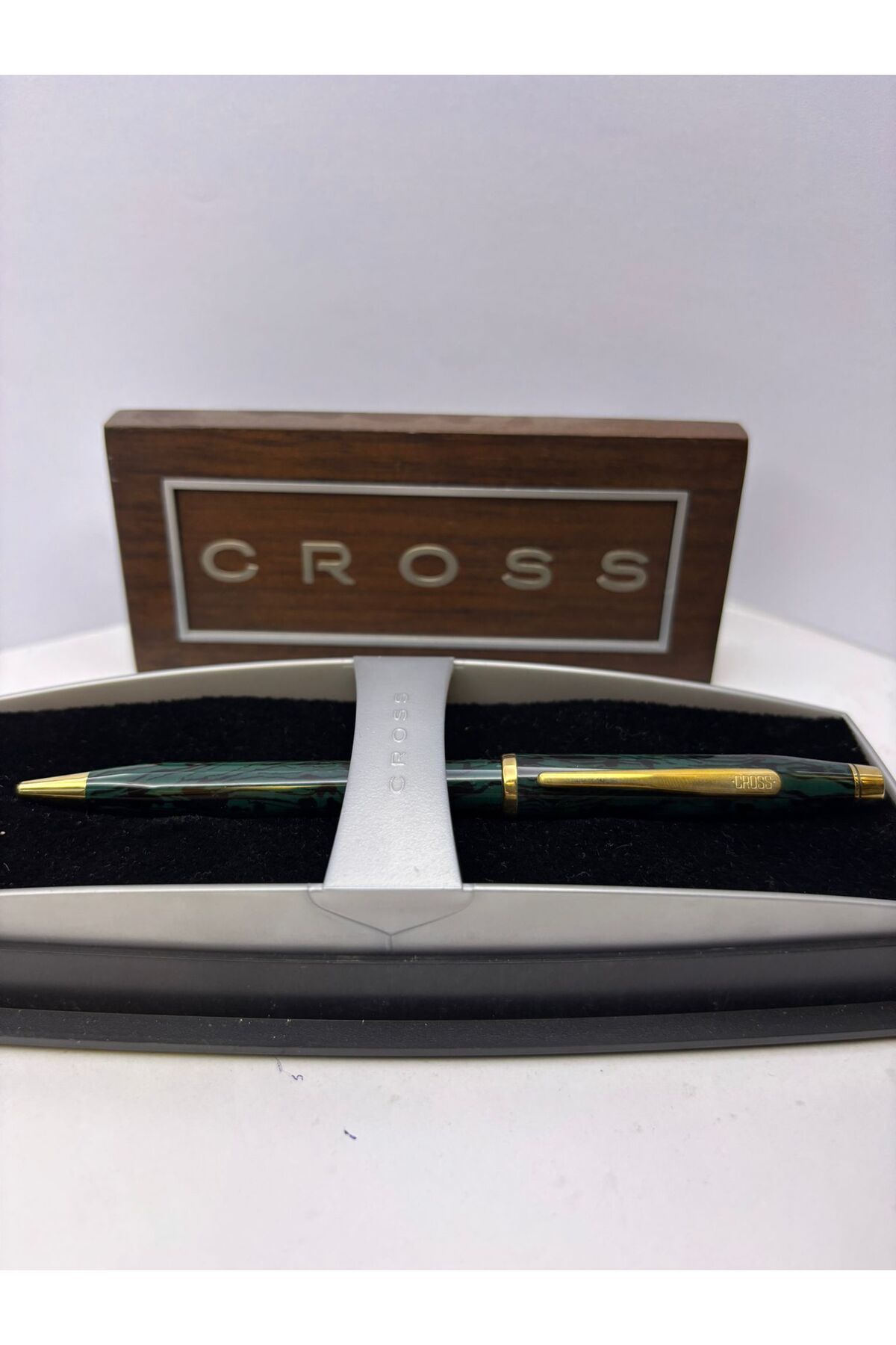 Cross-Grenada 412-3 Wg Resinized Green Thick Permanent 4