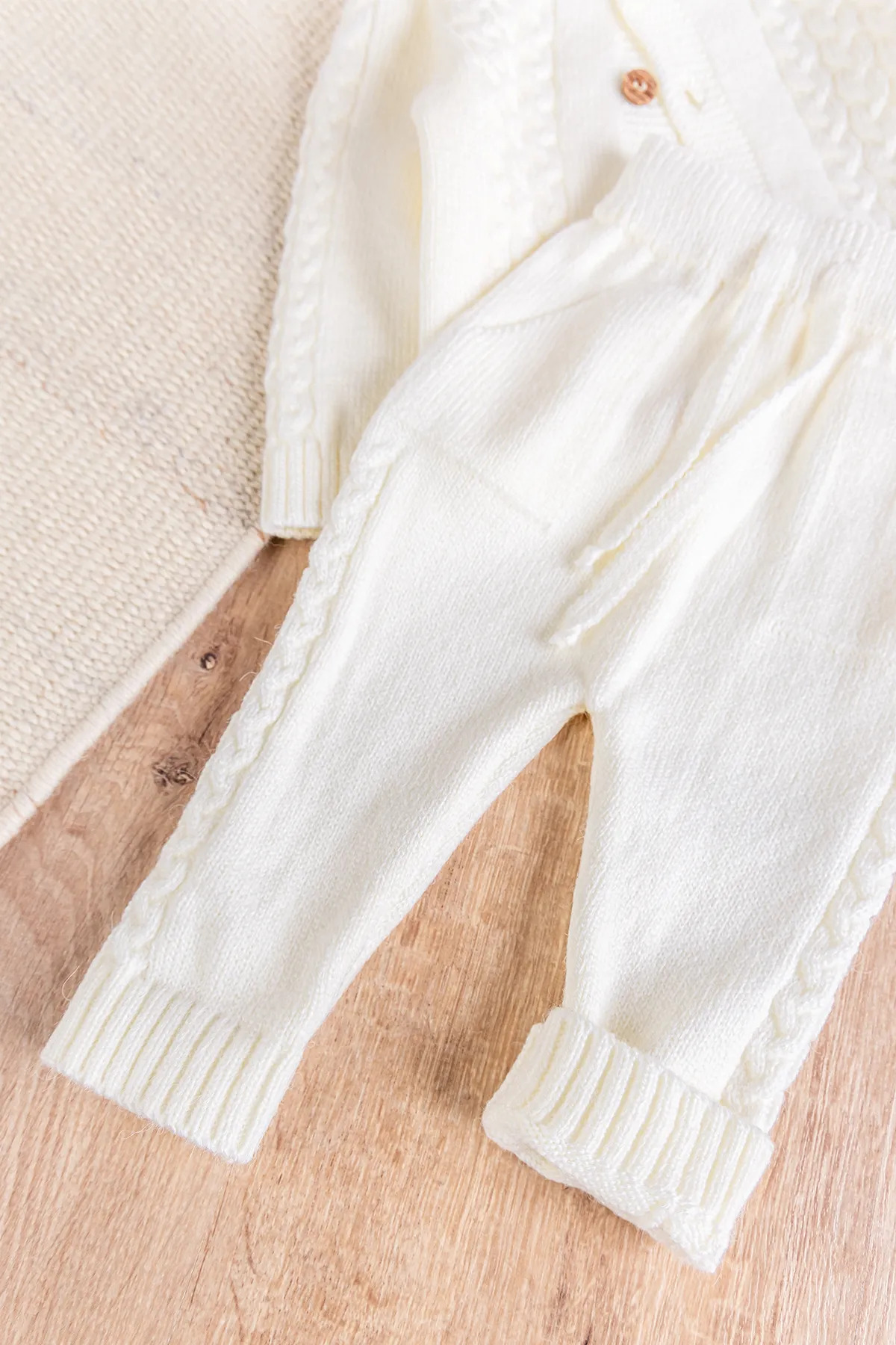 Babymod Bereli Triko Hırkalı Kışlık Erkek Bebek Takım Set fotoğrafı 3 (önizleme)